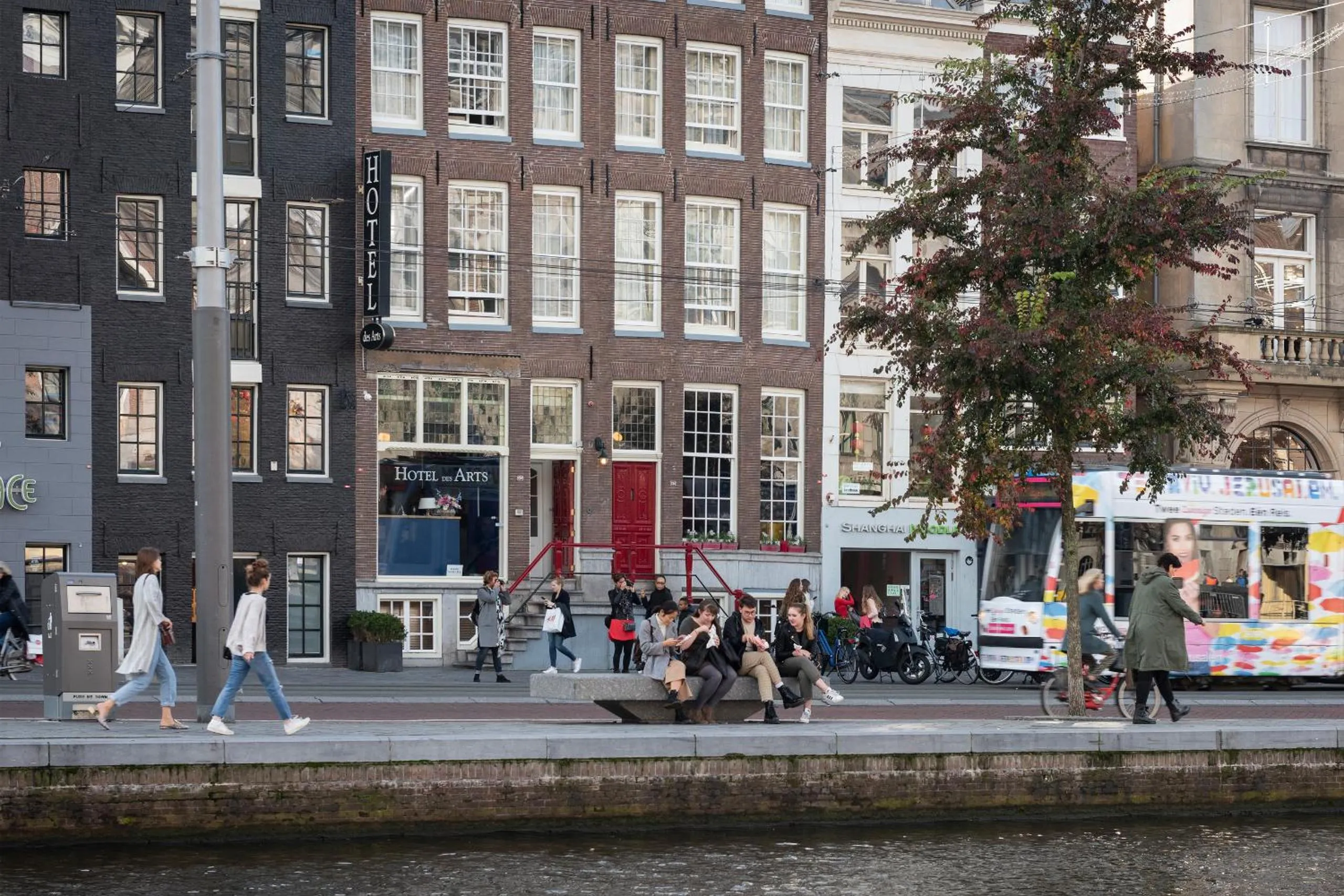 Neighbourhood in Boutique Hotel des Arts