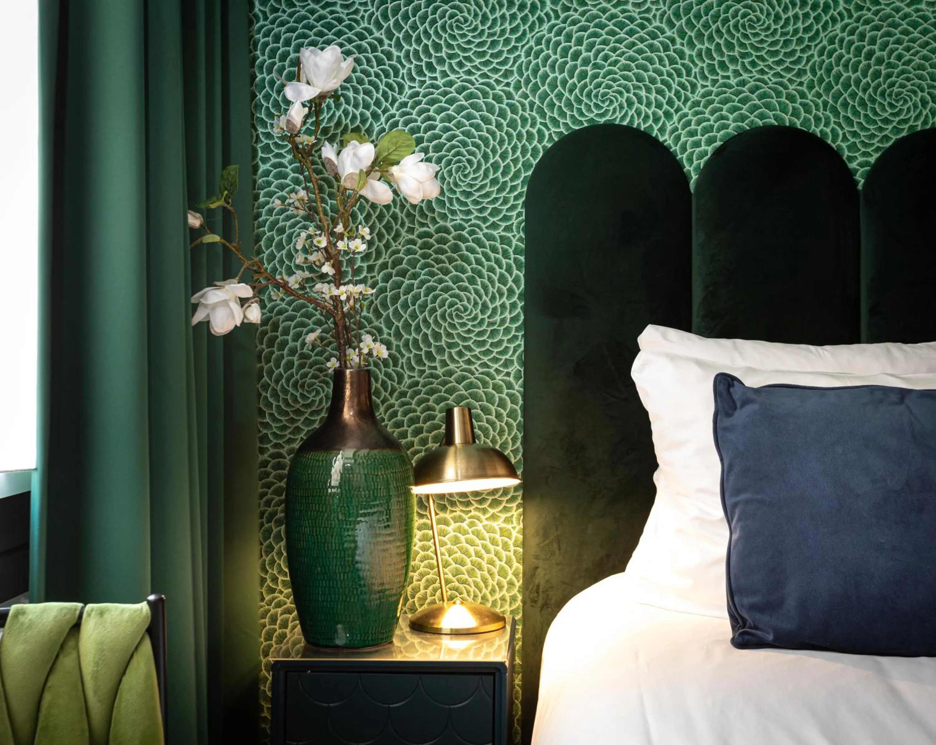 Bed in Boutique Hotel des Arts