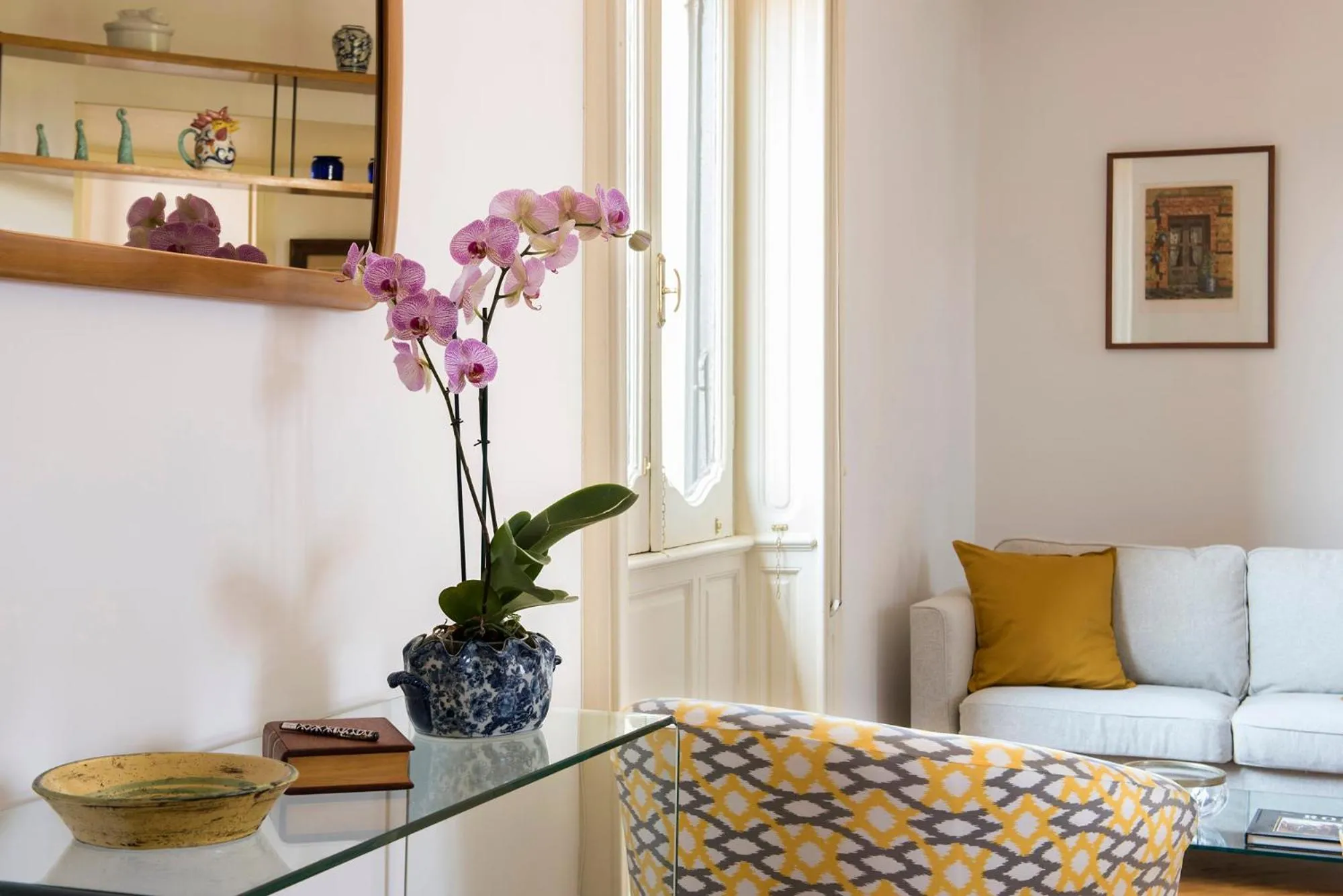 Seating area in ""Bright Top Floor Apartment Vatican & Tiber View, Steps from Olympic Stadium"