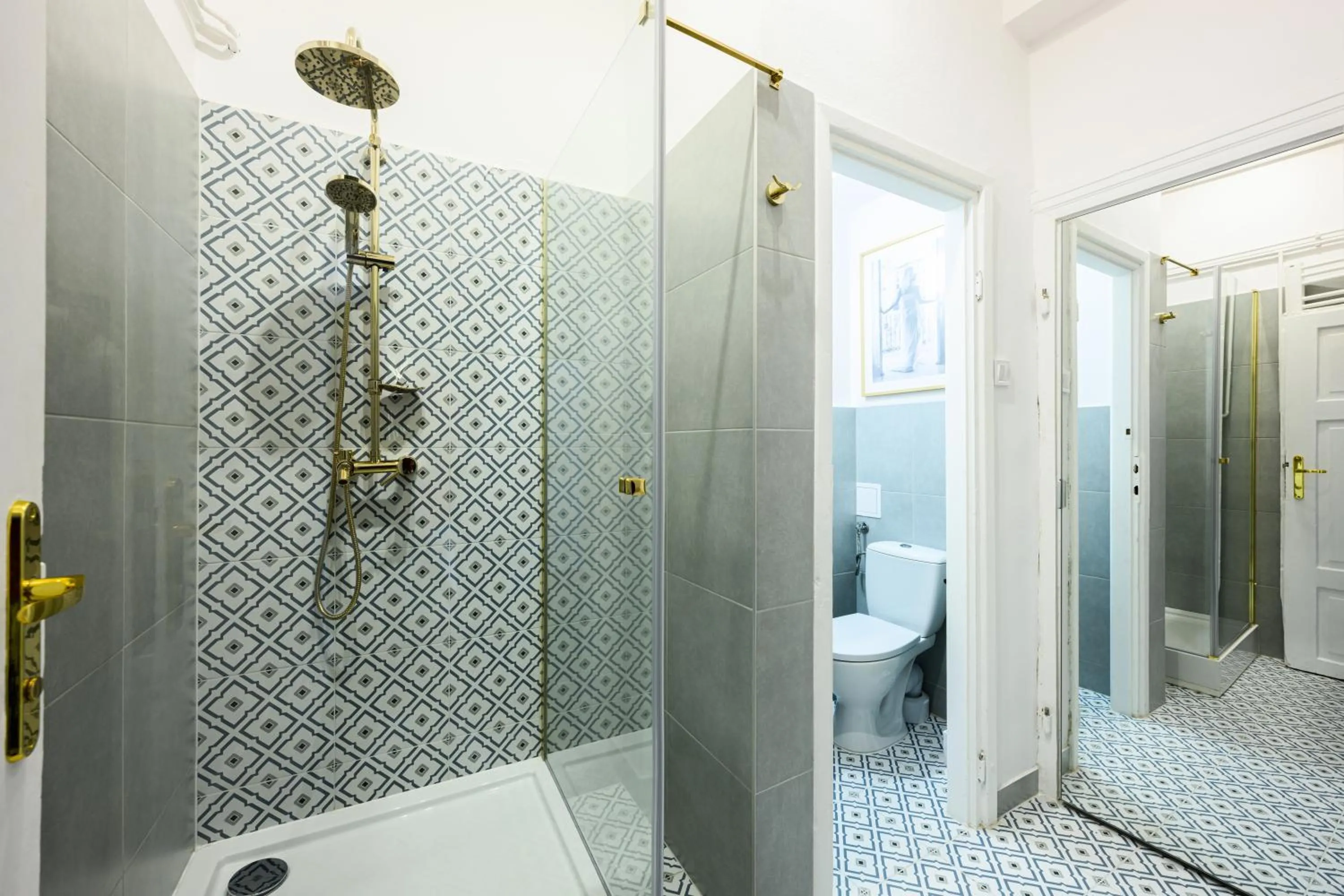 Shower in Wiślna Main Square Apartments