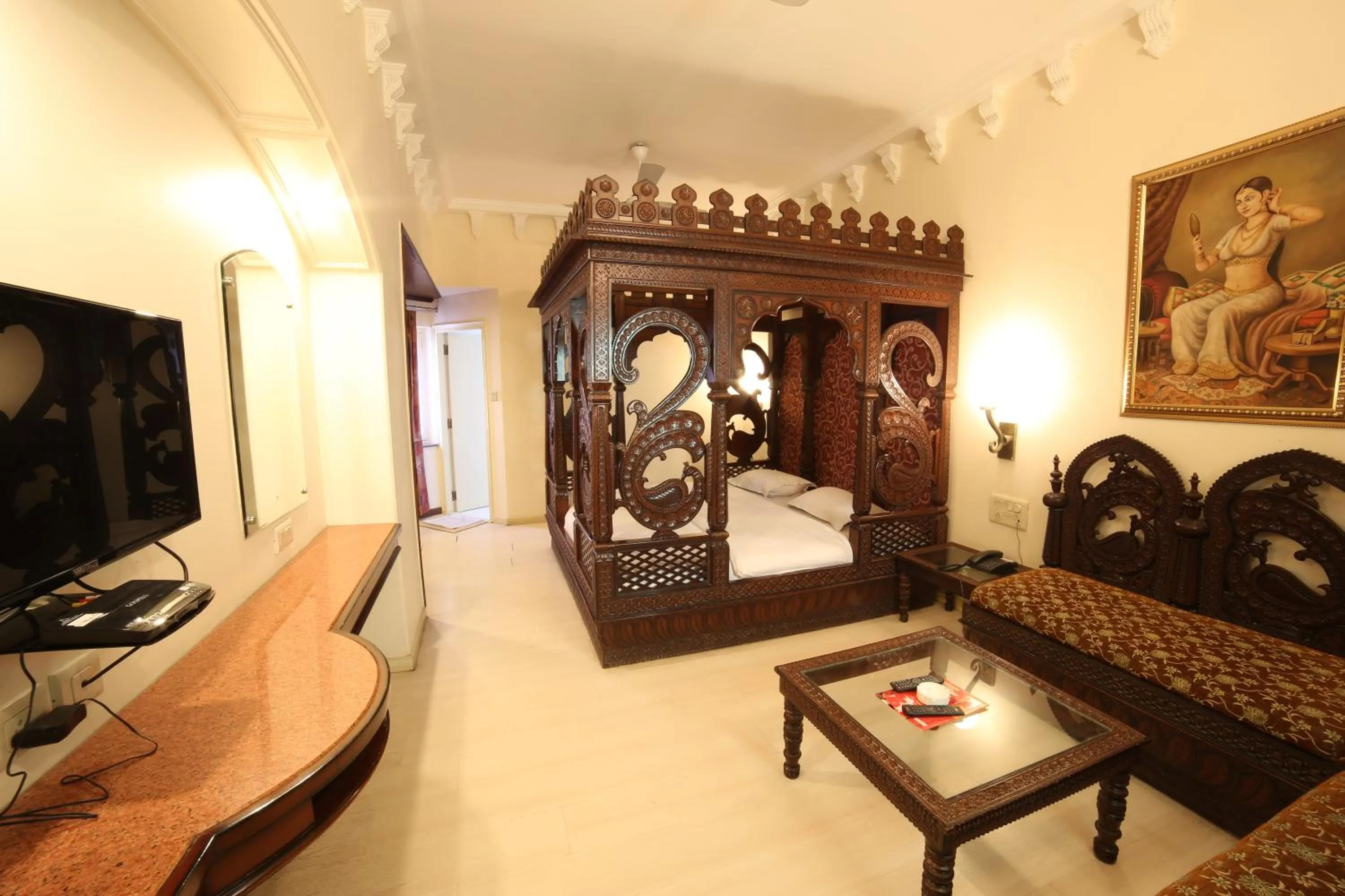 Bedroom in Hotel Samrat International