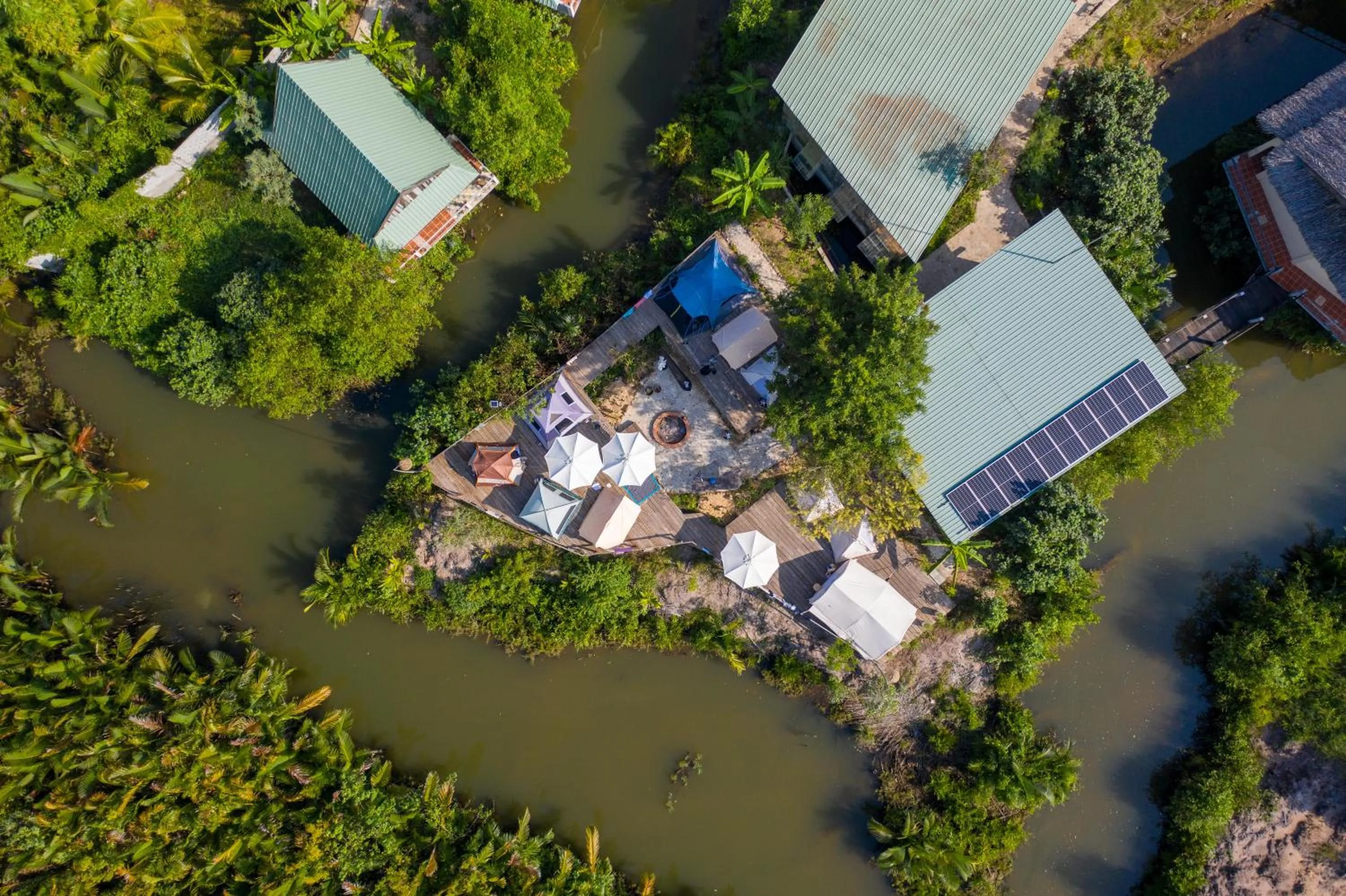Property building in Kampot Eco Village