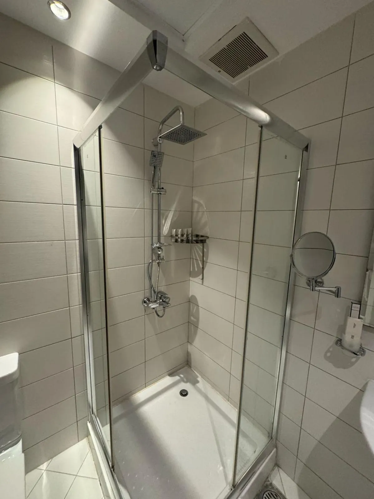 Bath in Ocean View Al Zahra