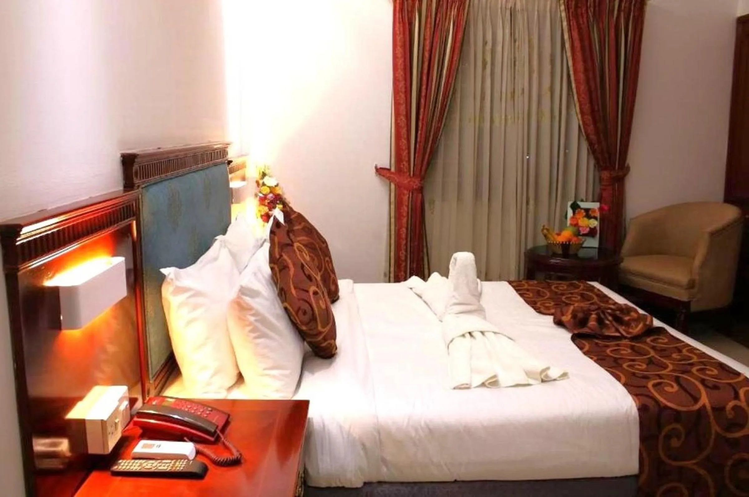 bunk bed, Bed in Hotel West Valley - Baridhara