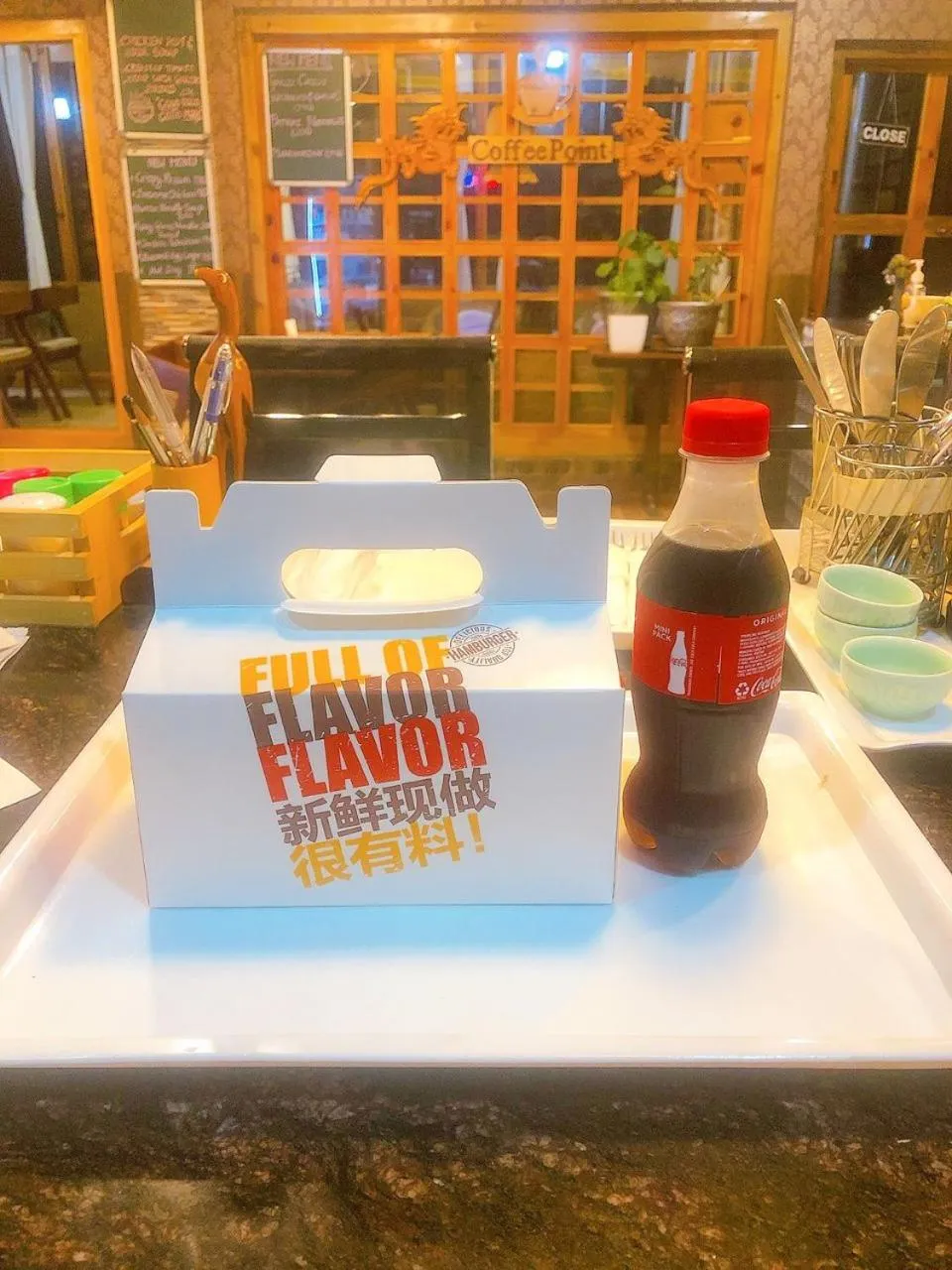 Food and drinks in Silver Cloud Hotel