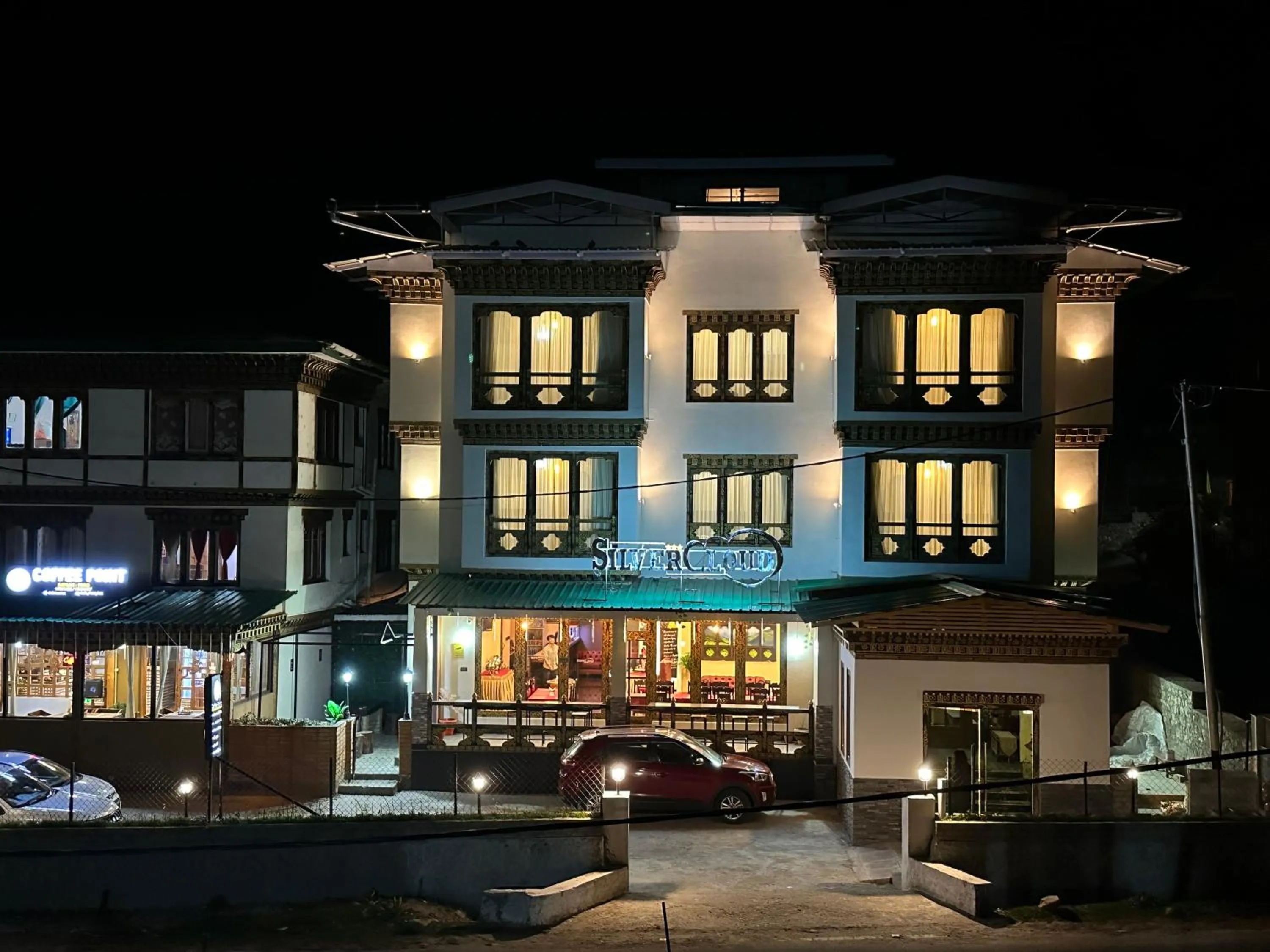 Property building in Silver Cloud Hotel