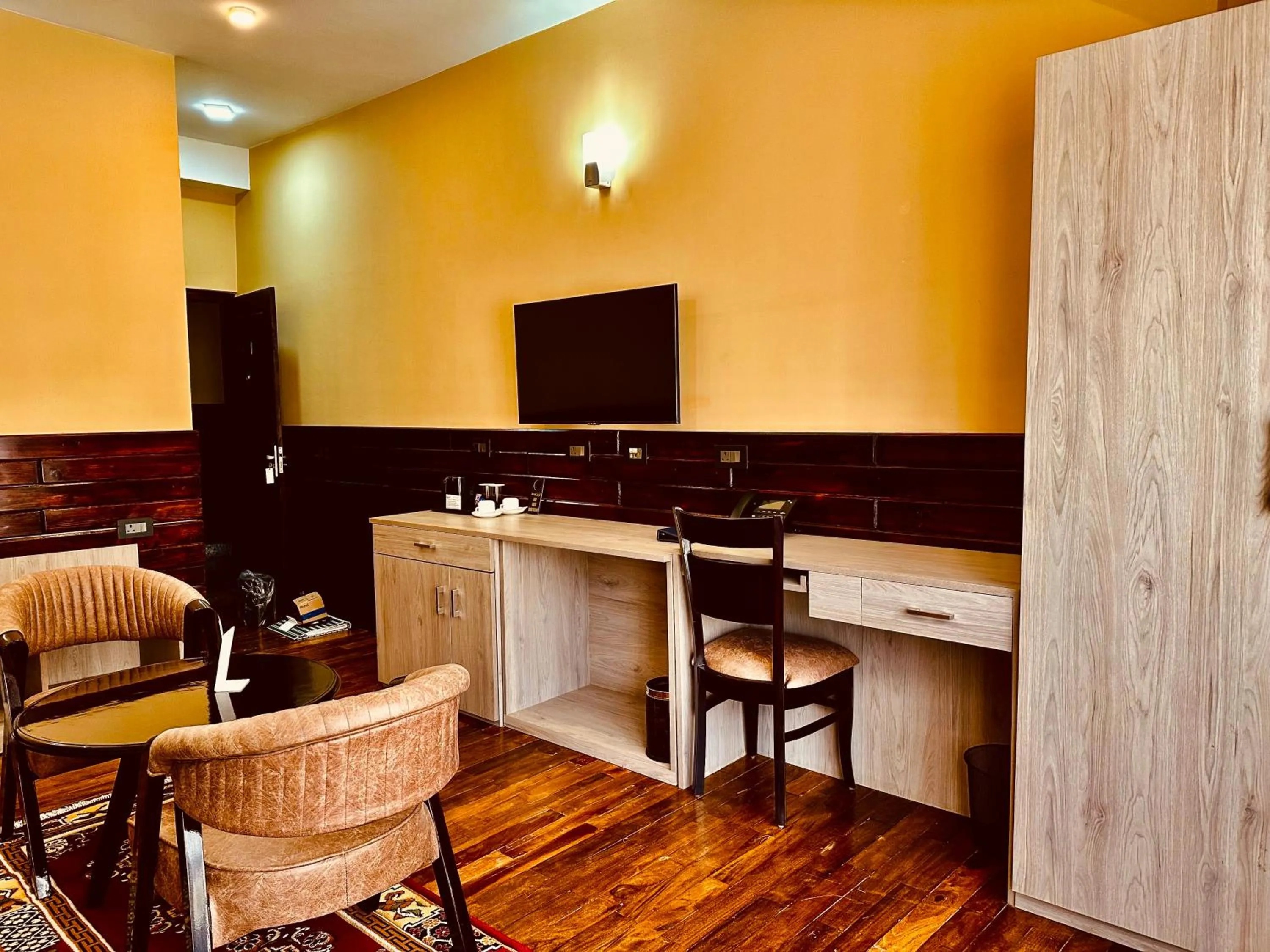 Bedroom in Silver Cloud Hotel