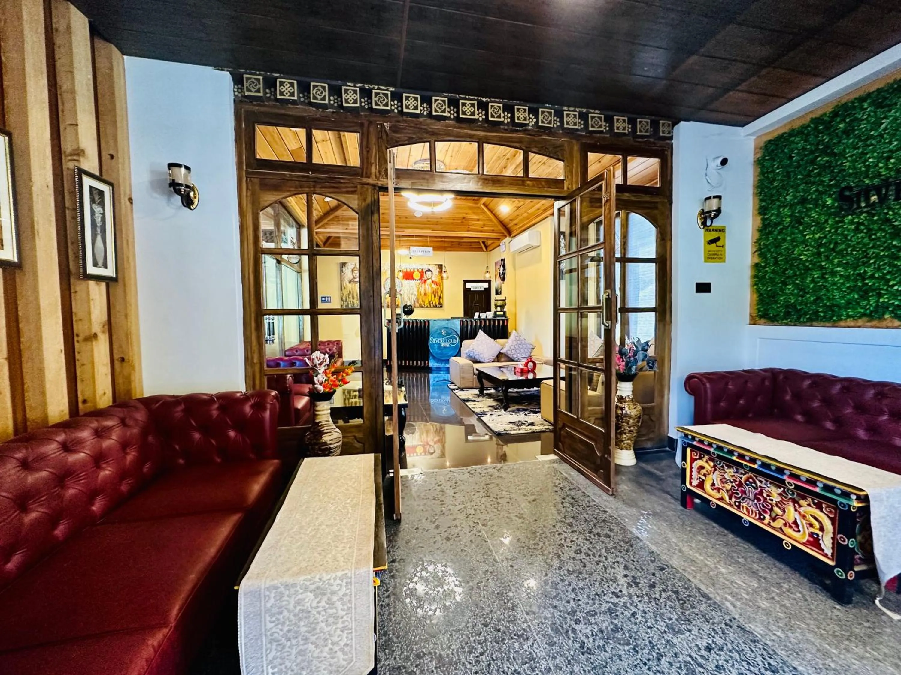Lobby or reception in Silver Cloud Hotel