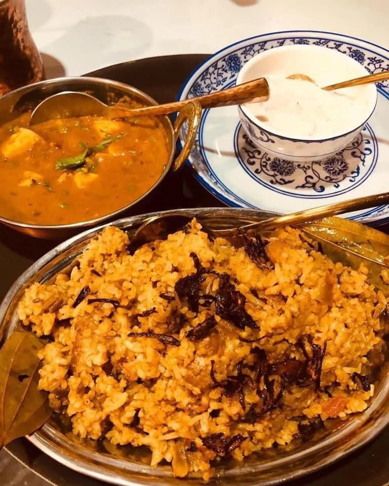 Food and drinks in Silver Cloud Hotel