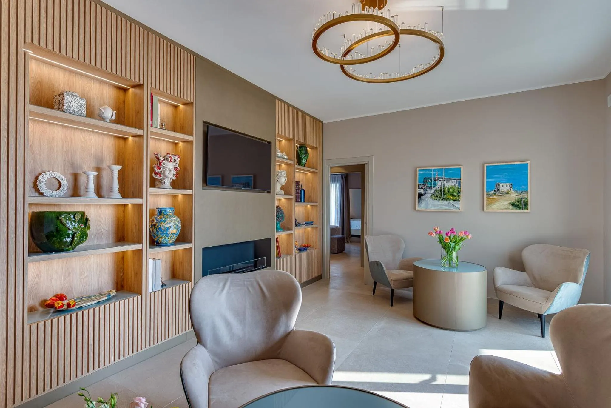 Communal lounge/ TV room in Villa Salisà