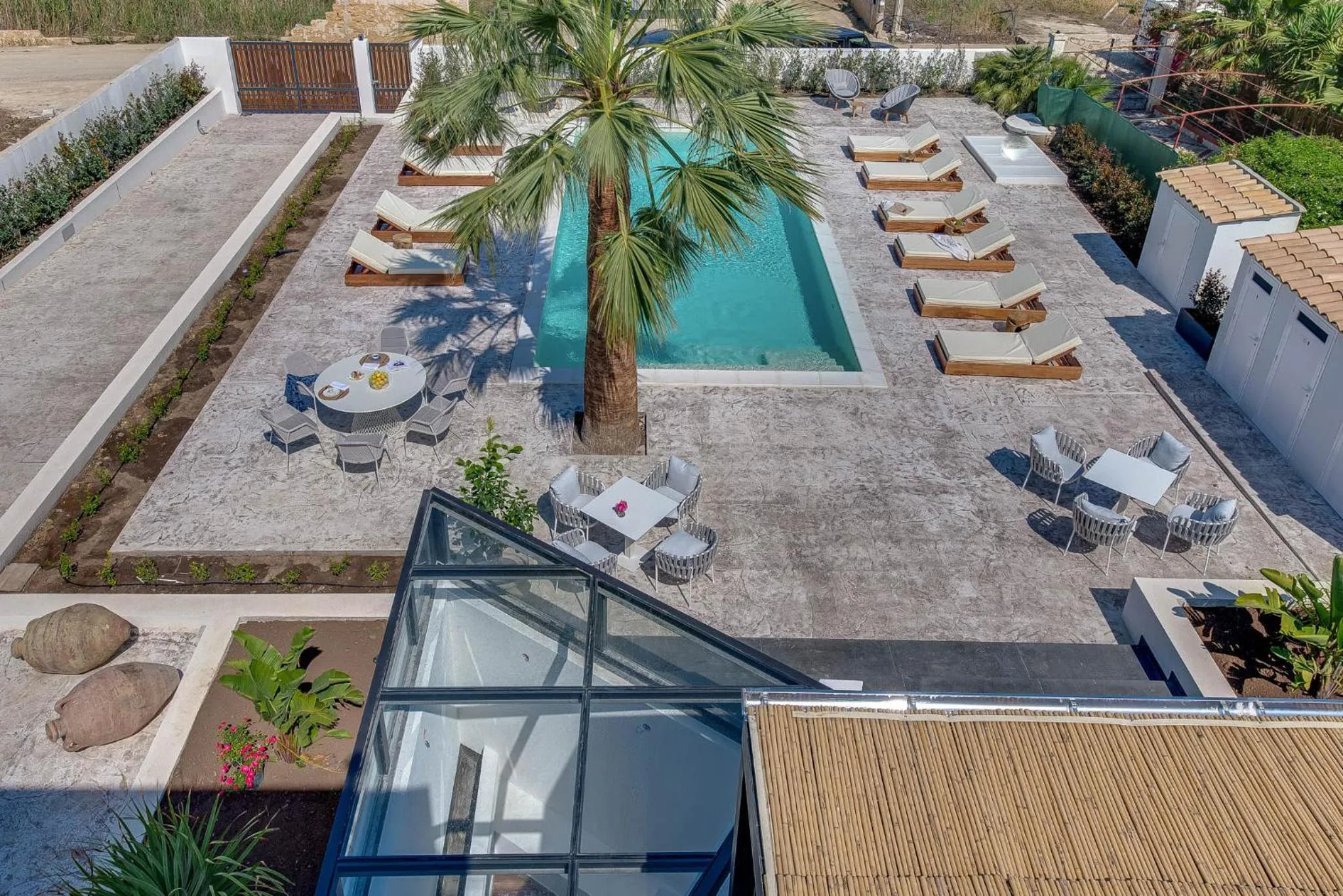 Swimming pool in Villa Salisà