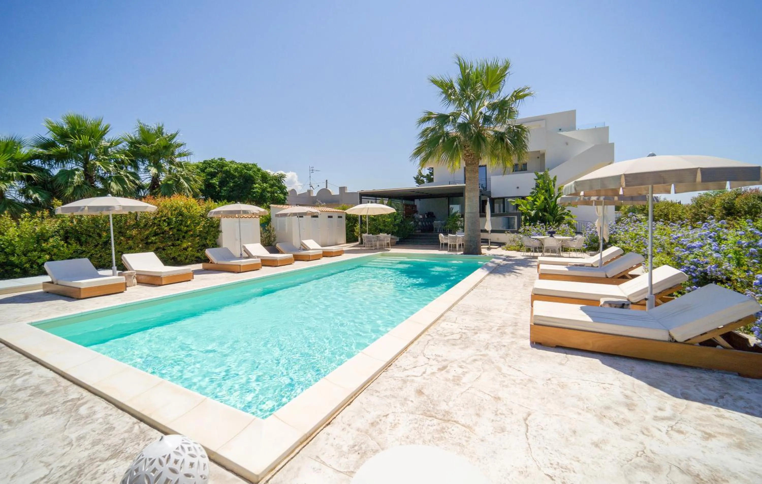 Swimming pool in Villa Salisà
