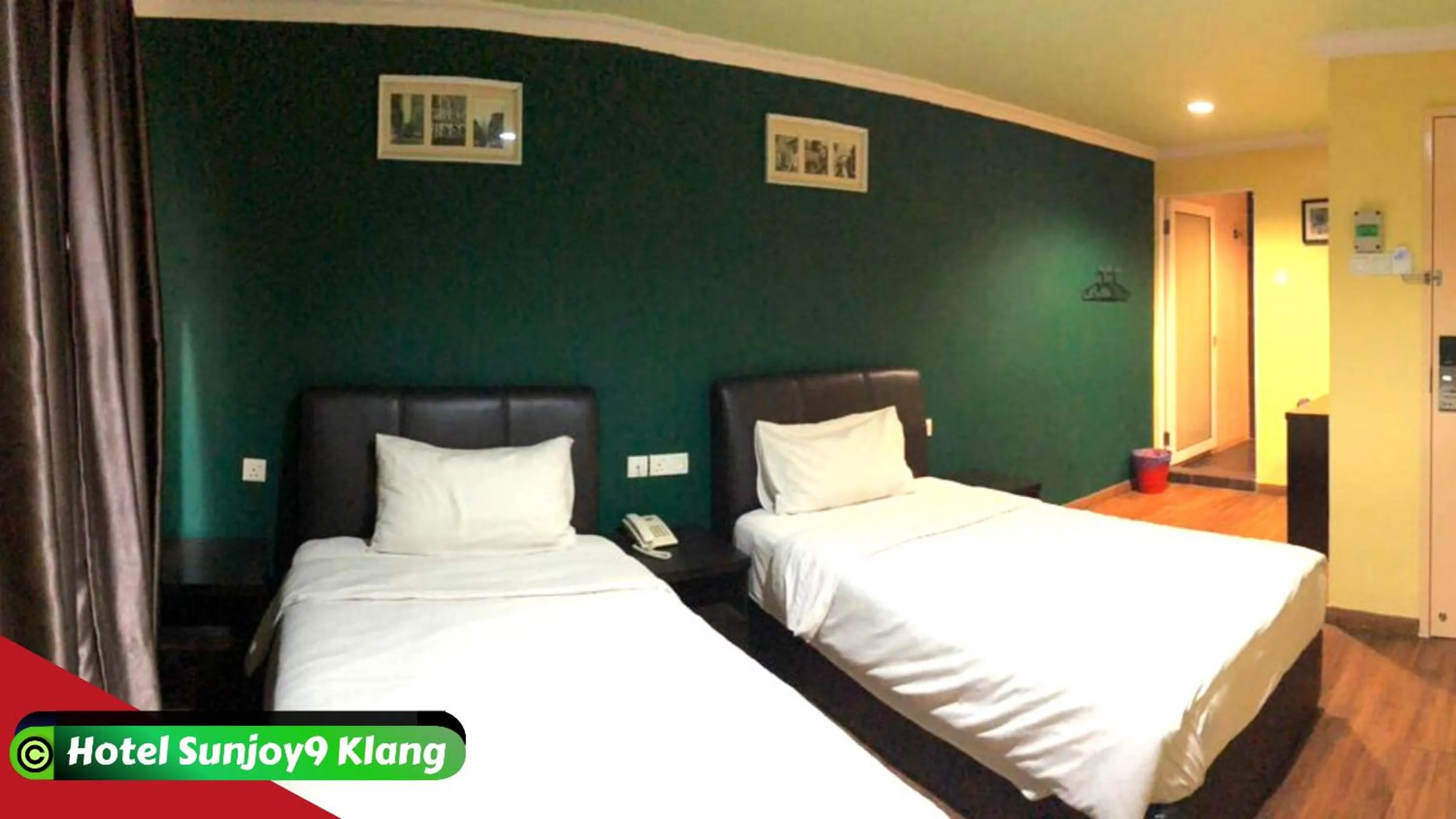 View (from property/room), Bed in Hotel Sunjoy9 Klang