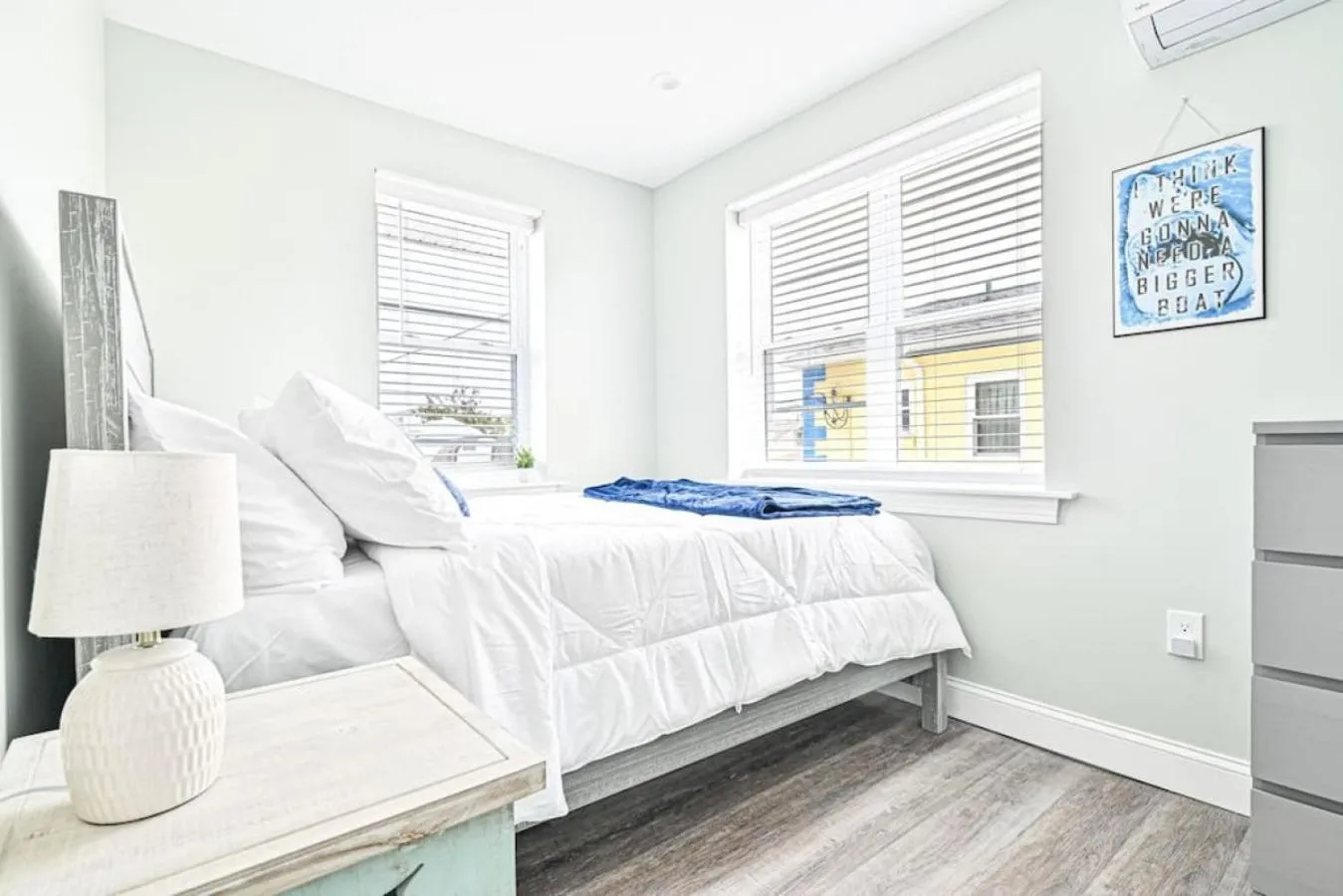 Bedroom, Bed in 318 E Youngs Ave Unit 5 Salty Shore Oasis Spectacular Retreat