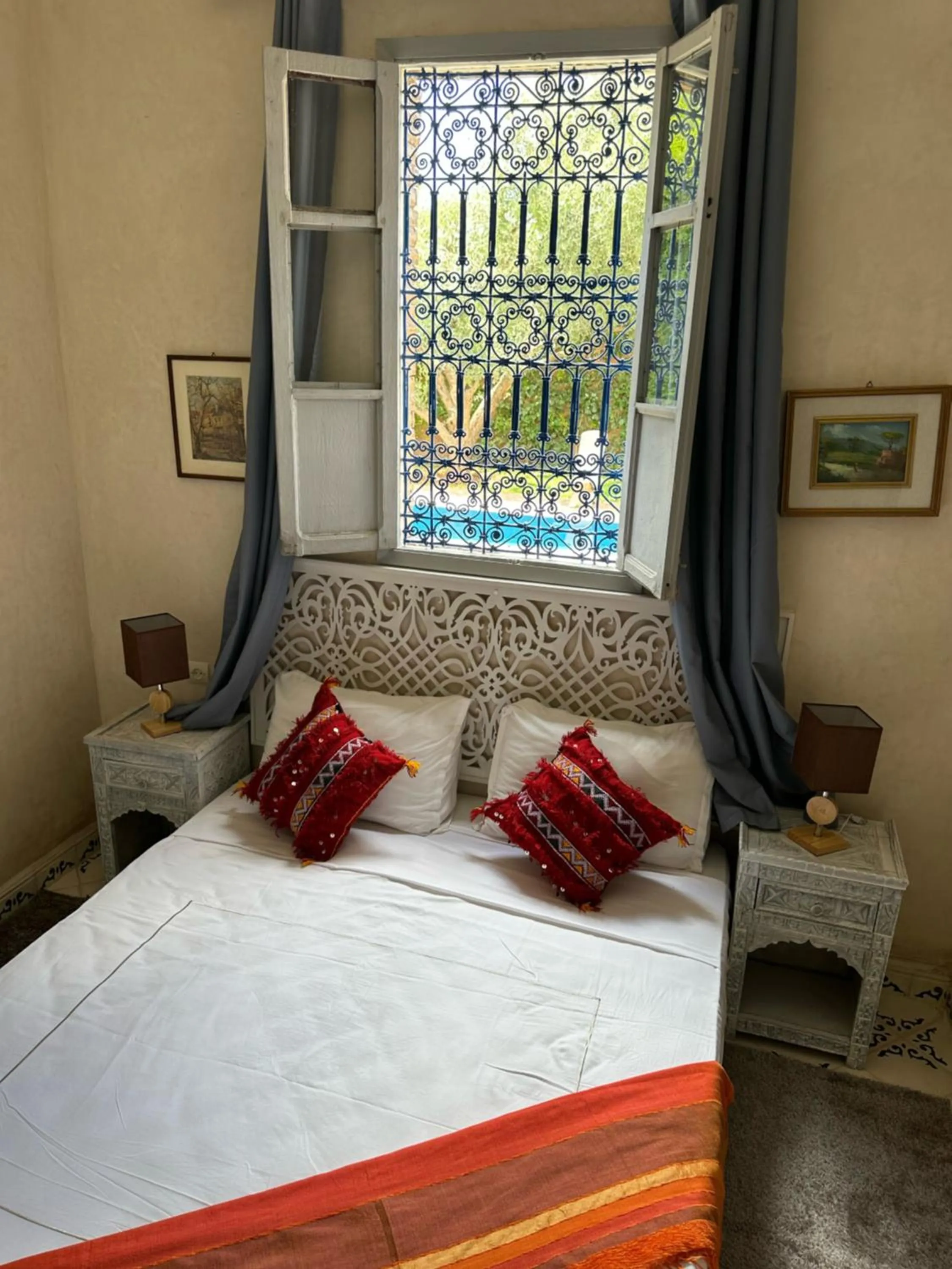 Bed in Oasis Merasi Marrakech