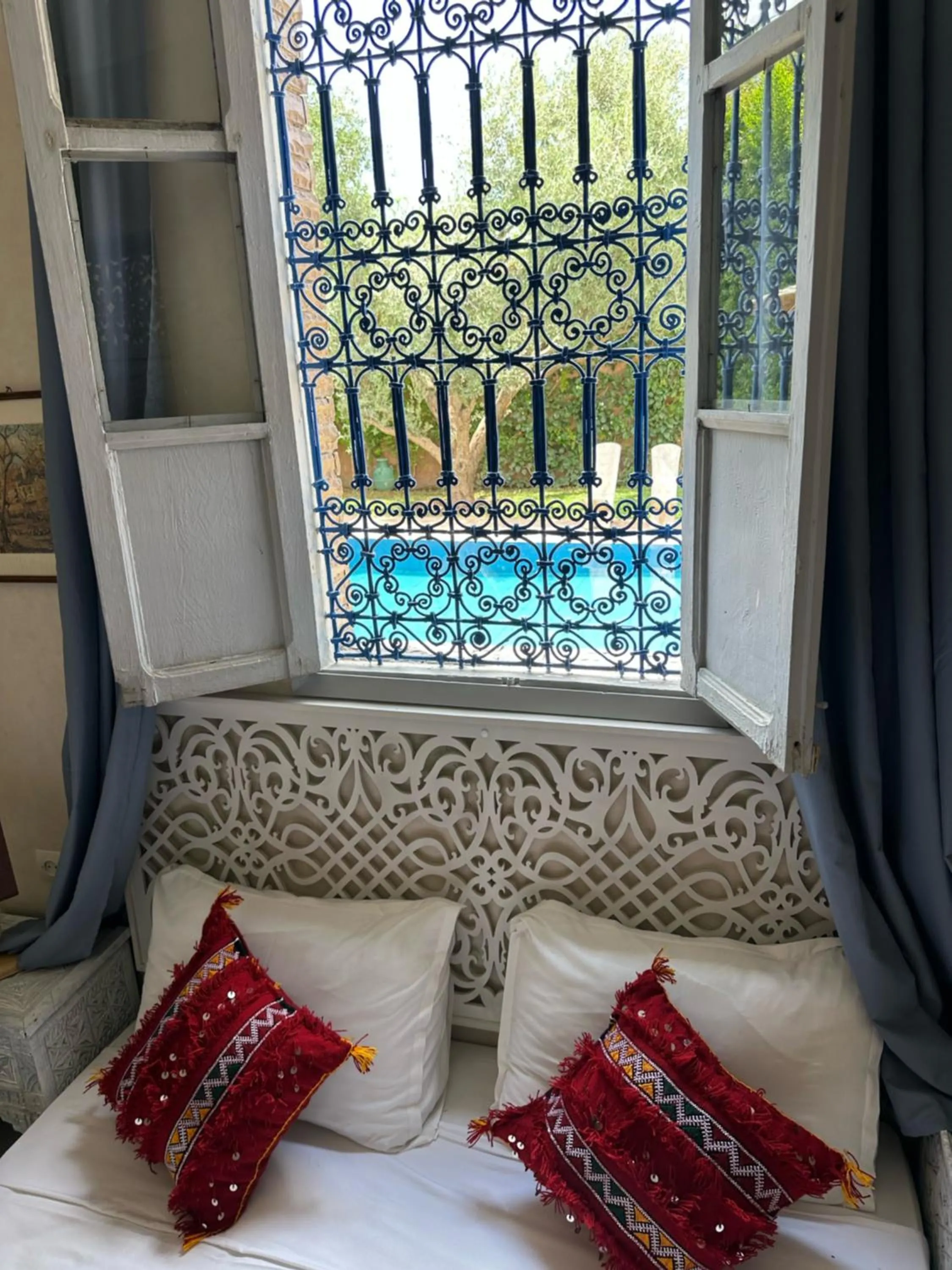 Bed in Oasis Merasi Marrakech