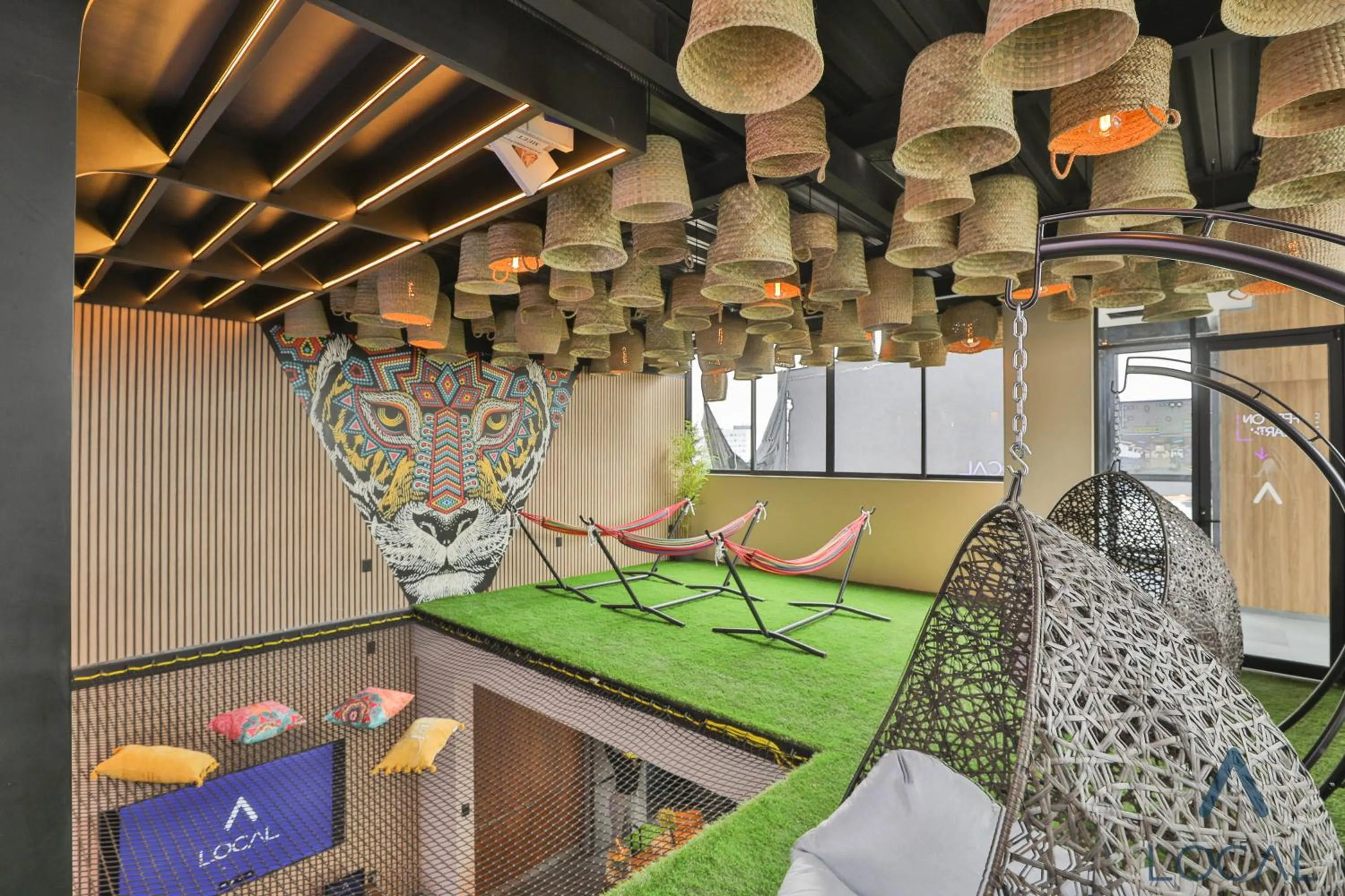 Communal lounge/ TV room in Be Local