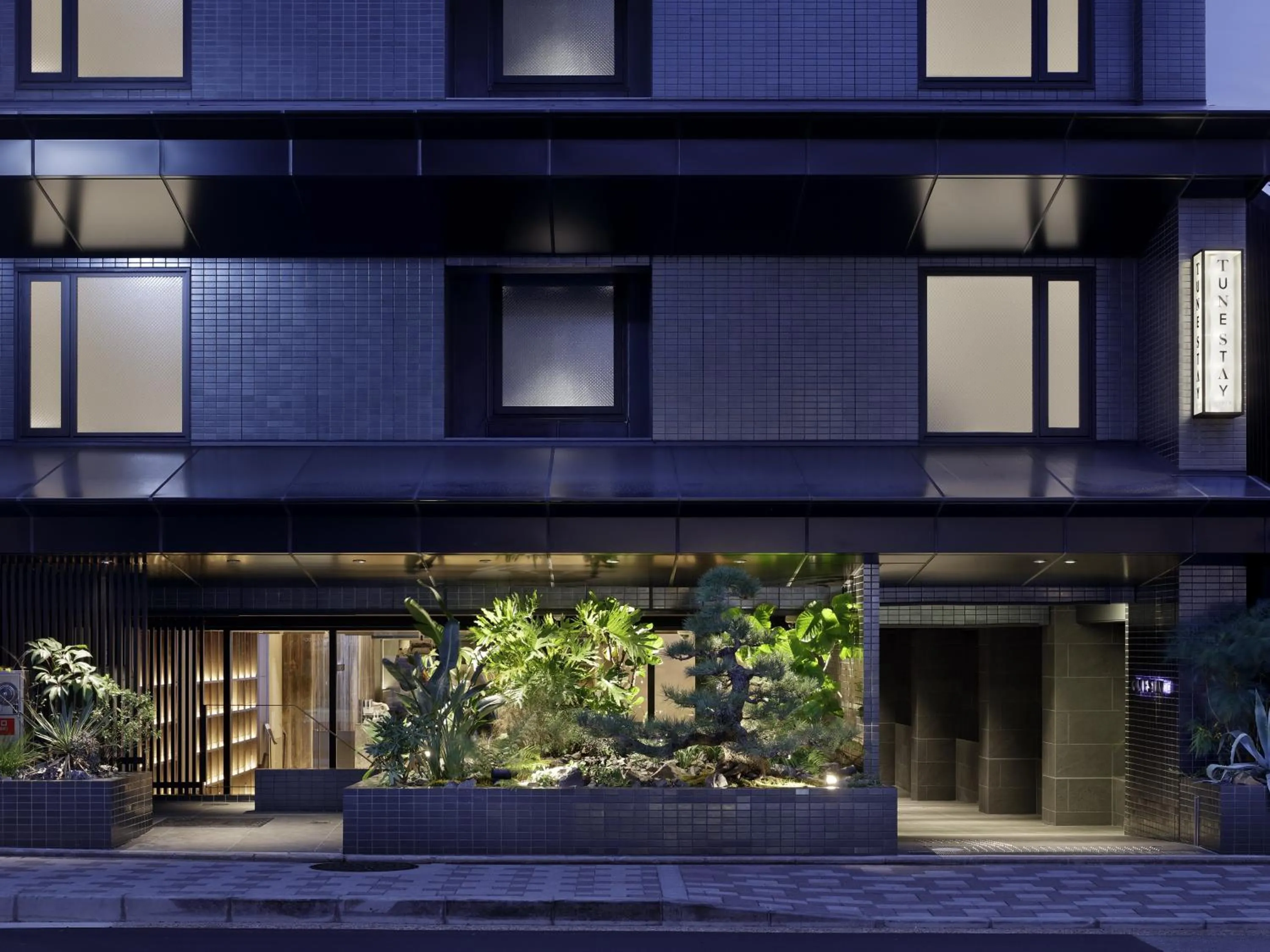 Property building in HIDEOUT