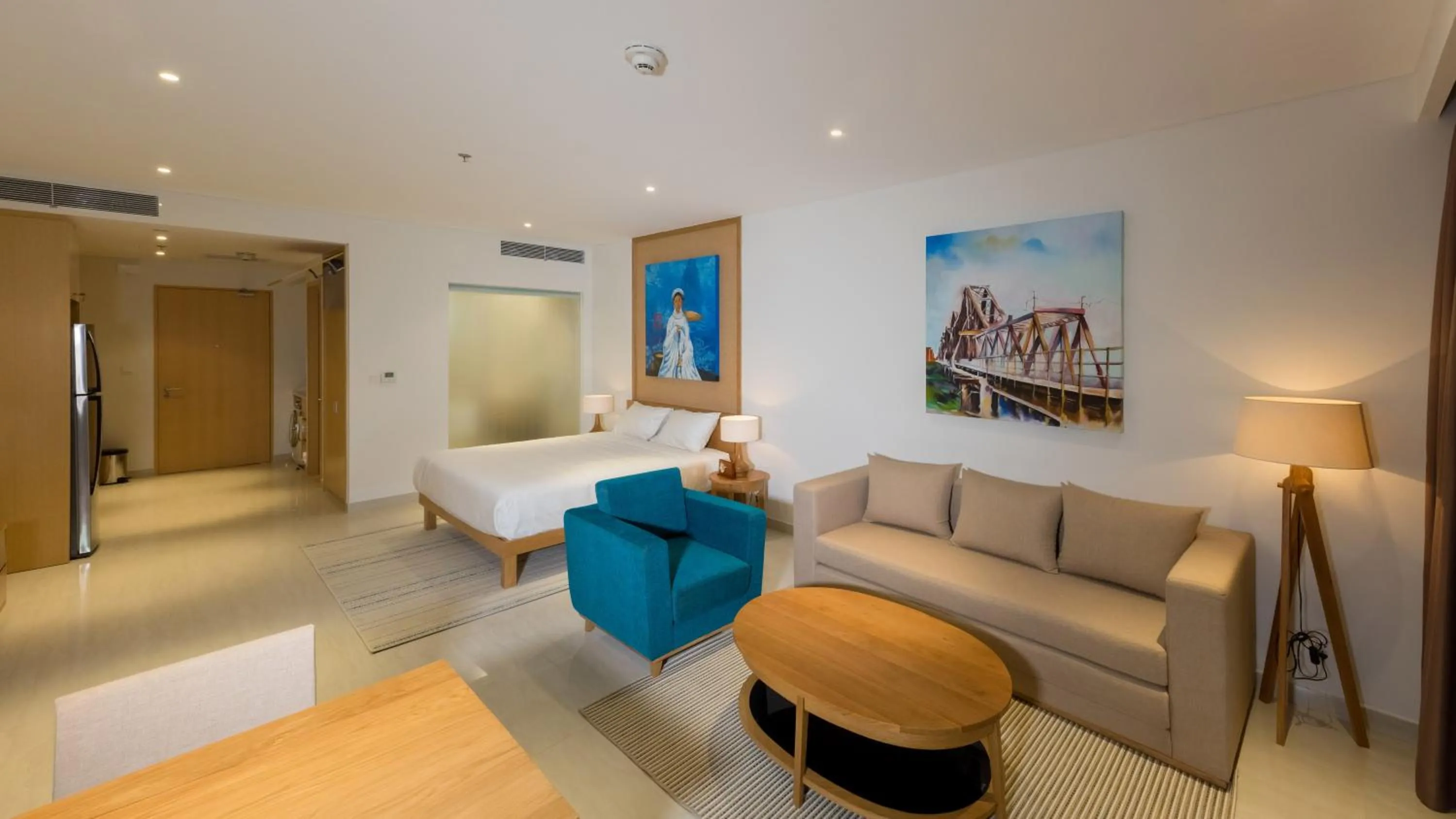 Bed in Memories Holiday beach villa Da Nang