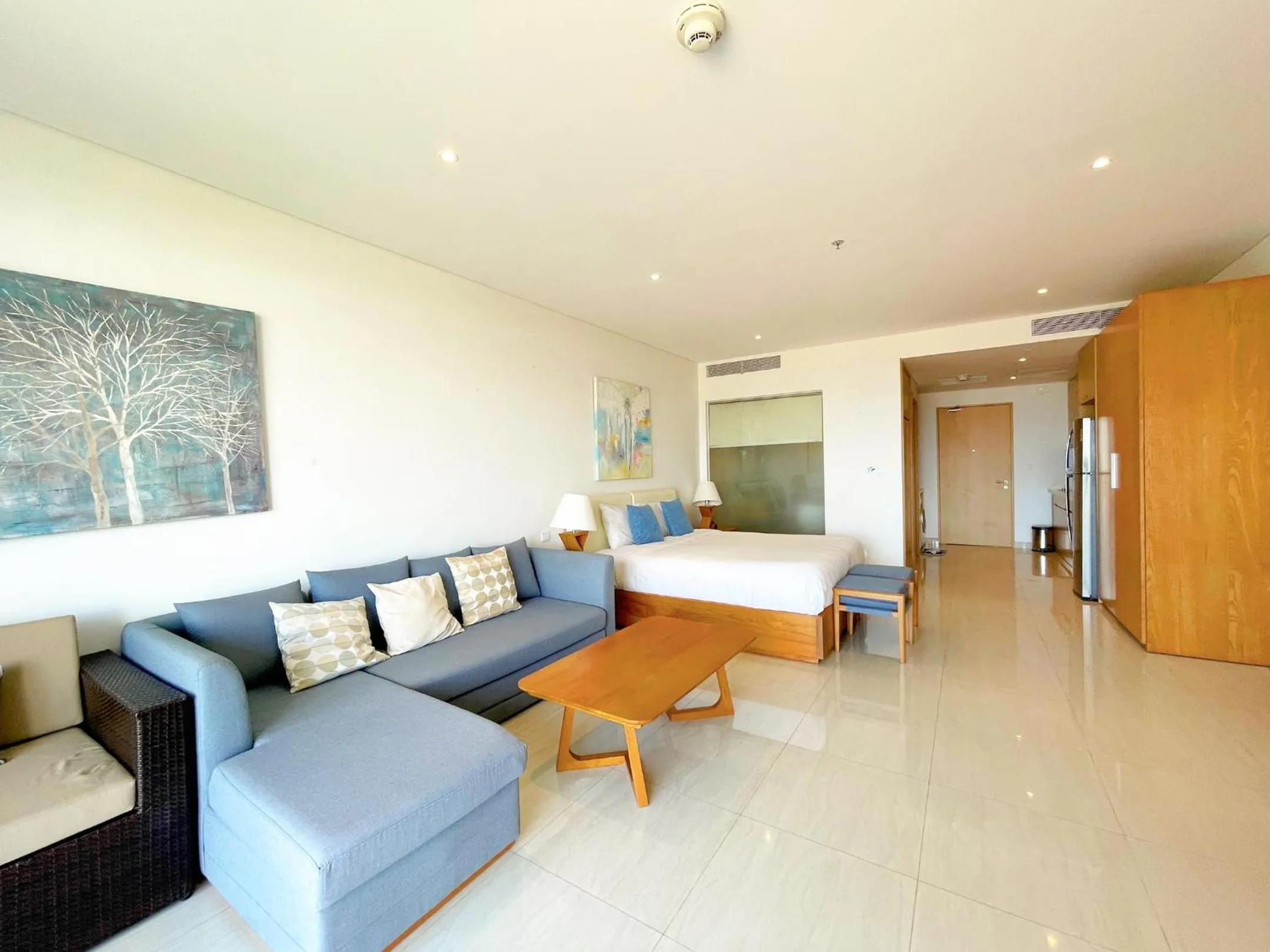 TV and multimedia in Memories Holiday beach villa Da Nang