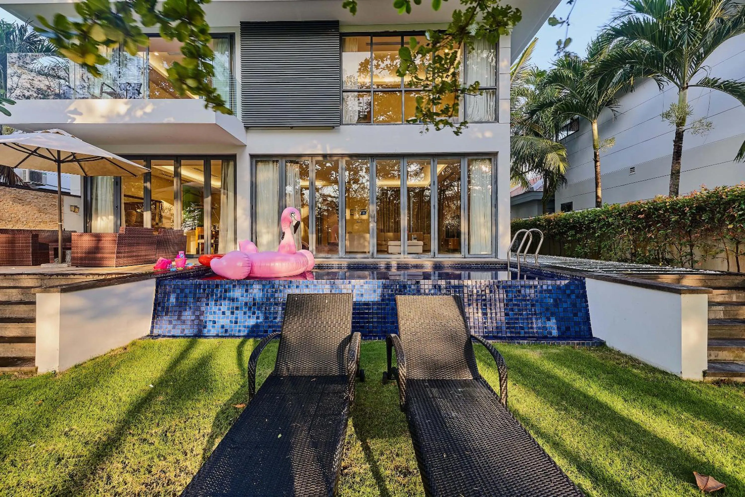 Property building in Memories Holiday beach villa Da Nang