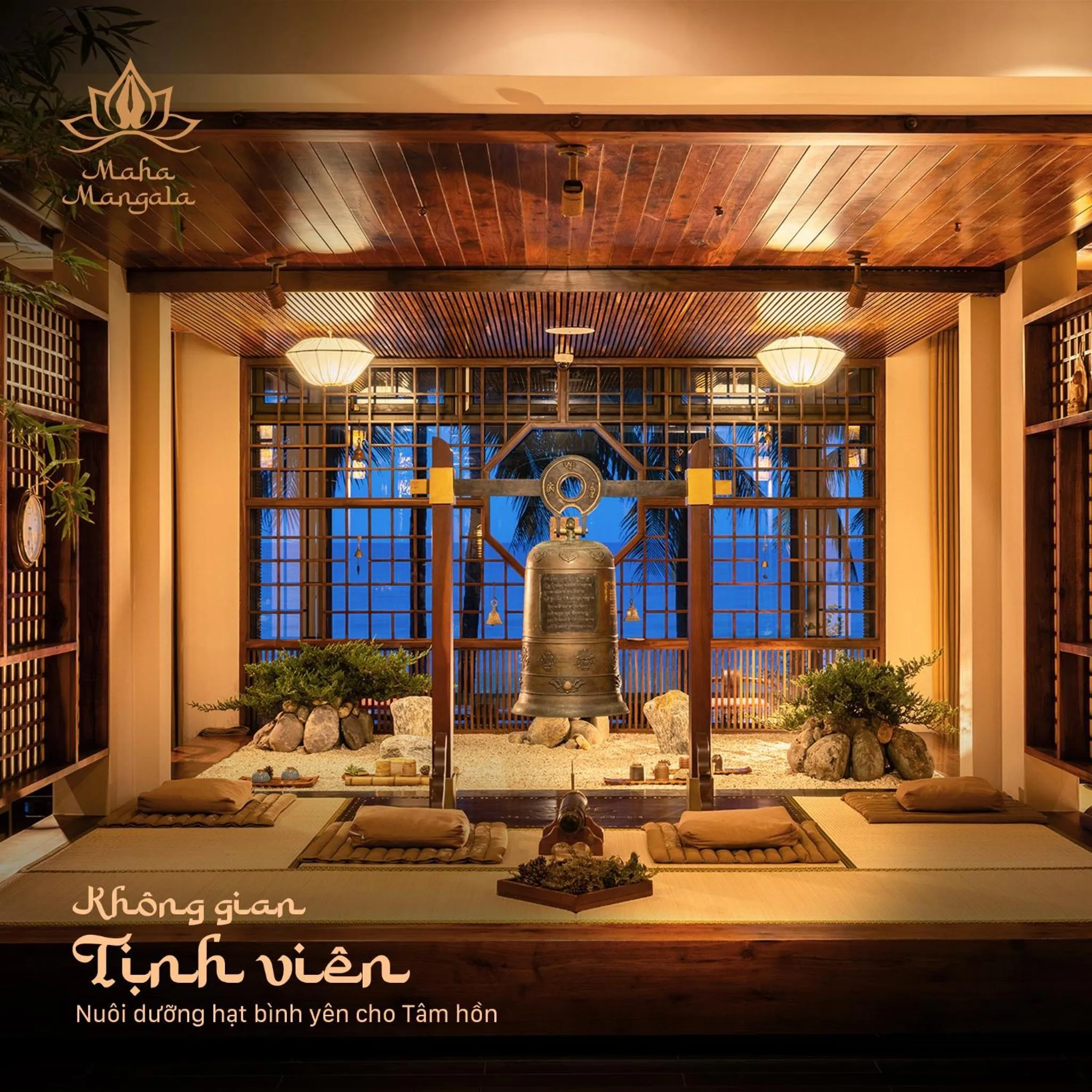 Restaurant/places to eat in Memories Holiday beach villa Da Nang