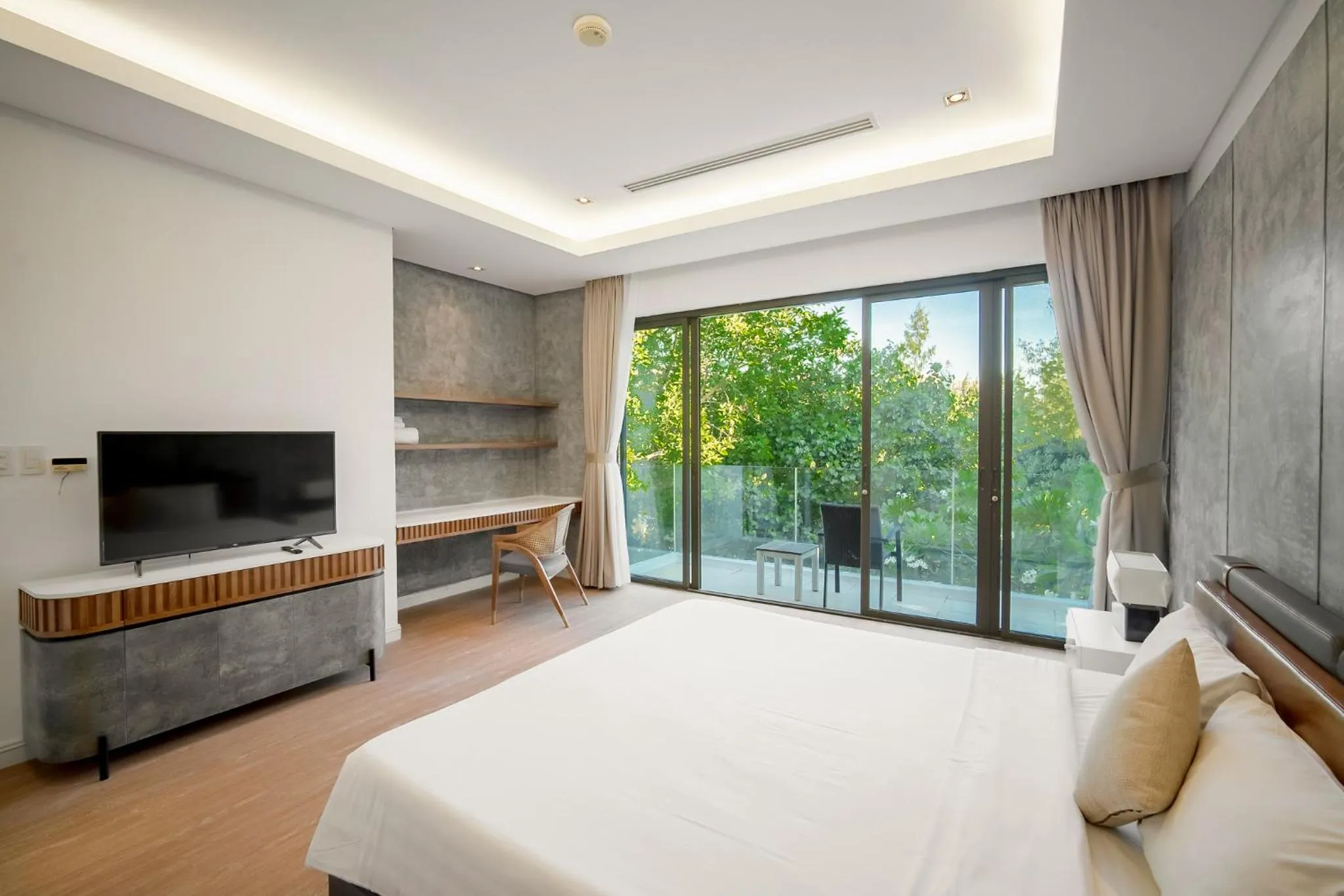 Bedroom, Bed in Memories Holiday beach villa Da Nang