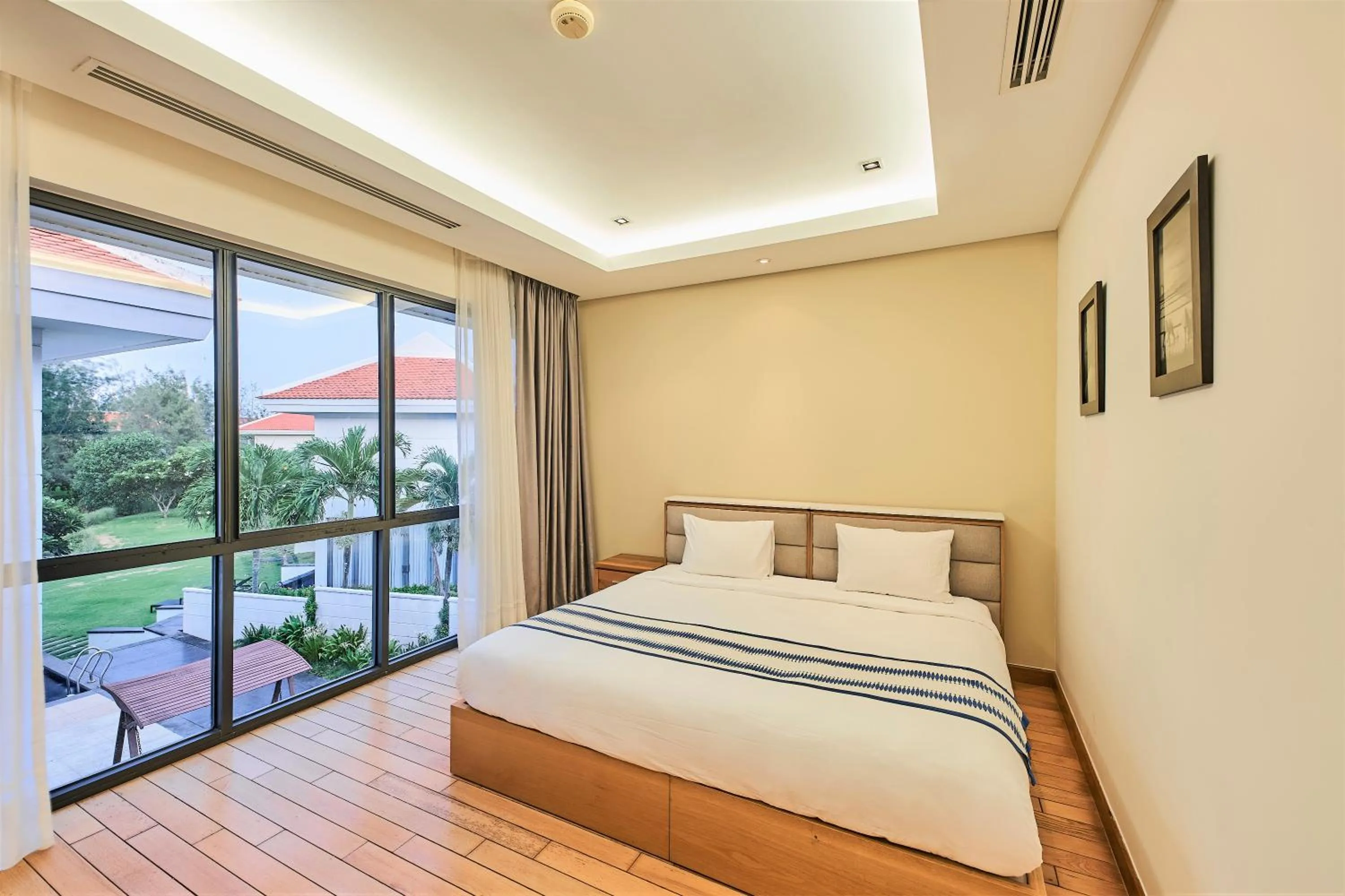 Bedroom, Bed in Memories Holiday beach villa Da Nang