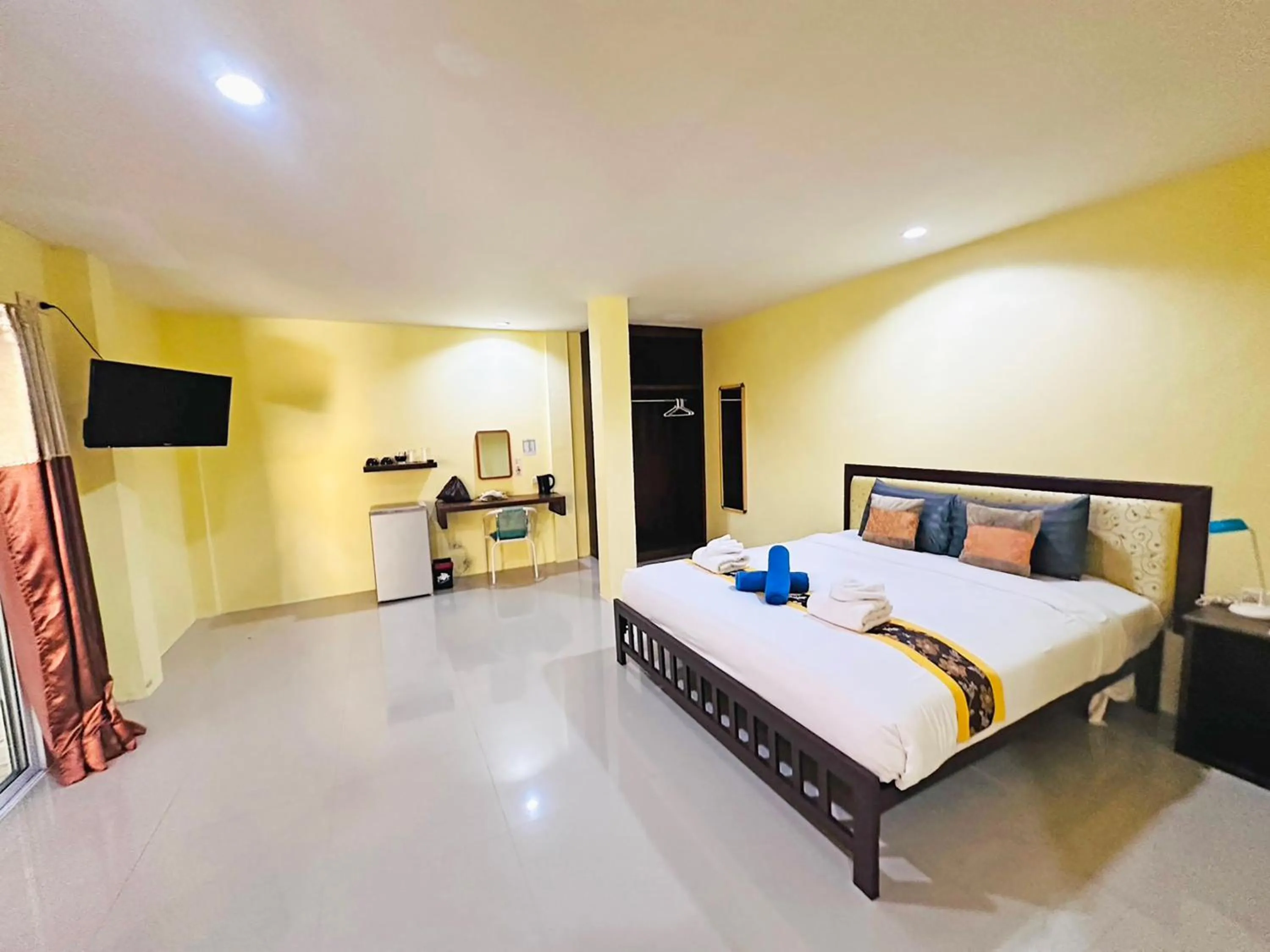 Bed in Anyavee Chom By The Sea