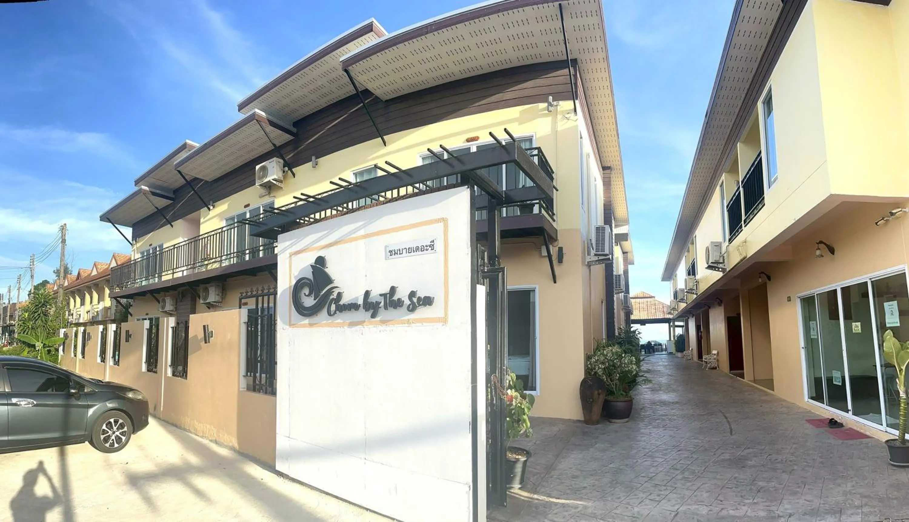 Property building in Anyavee Chom By The Sea