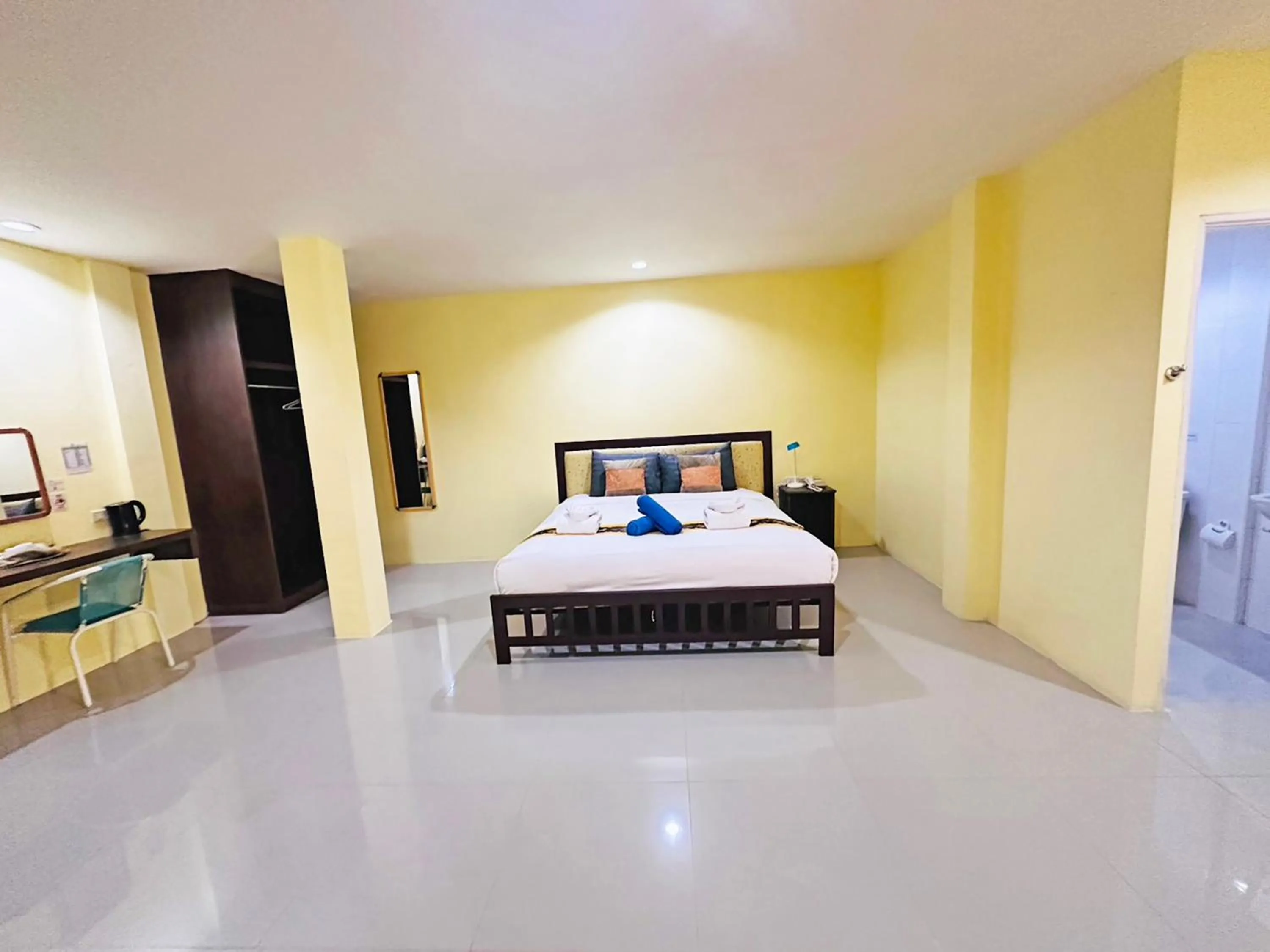 Bed in Anyavee Chom By The Sea