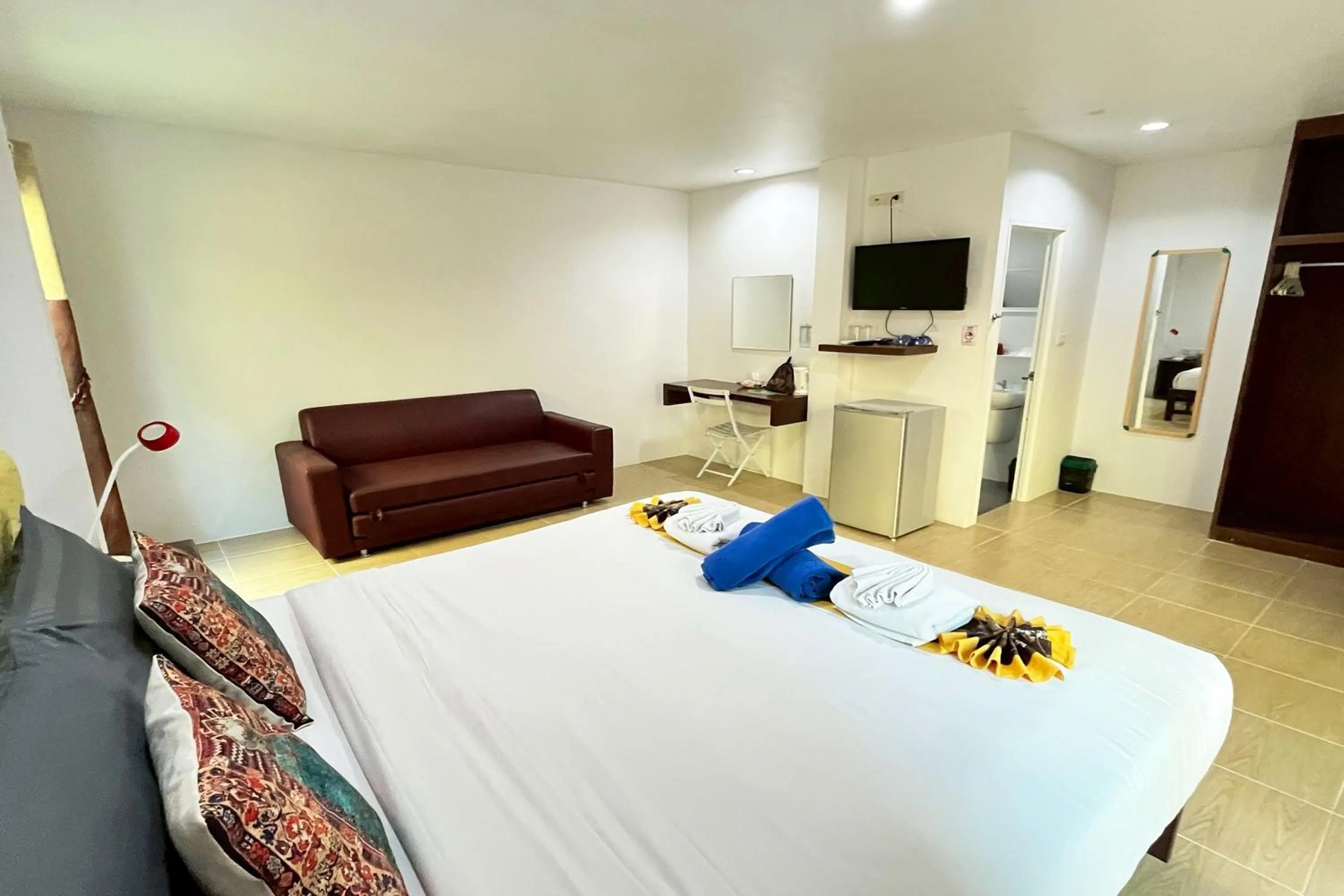 Bed in Anyavee Chom By The Sea