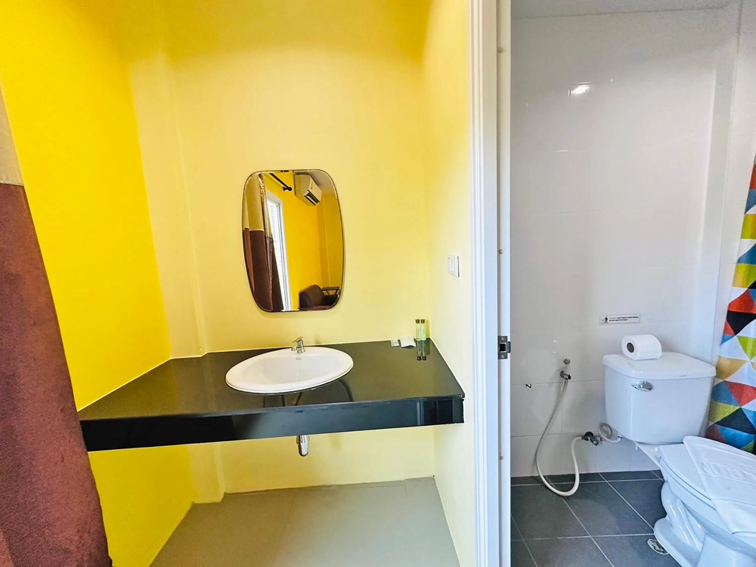 Toilet in Anyavee Chom By The Sea