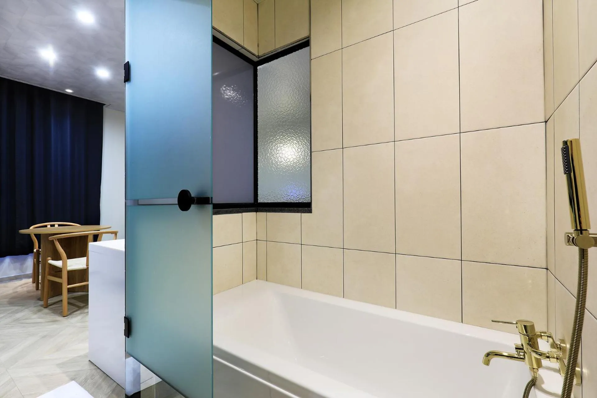 Chuncheon Intro Family hotel