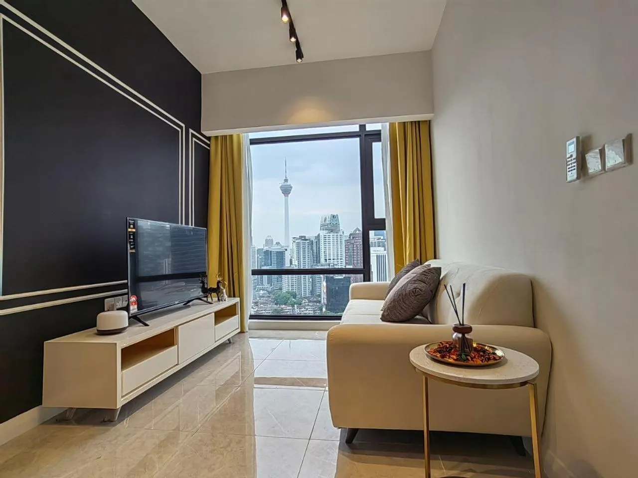TV and multimedia in The Axon Bukit Bintang by SMOVF BNB