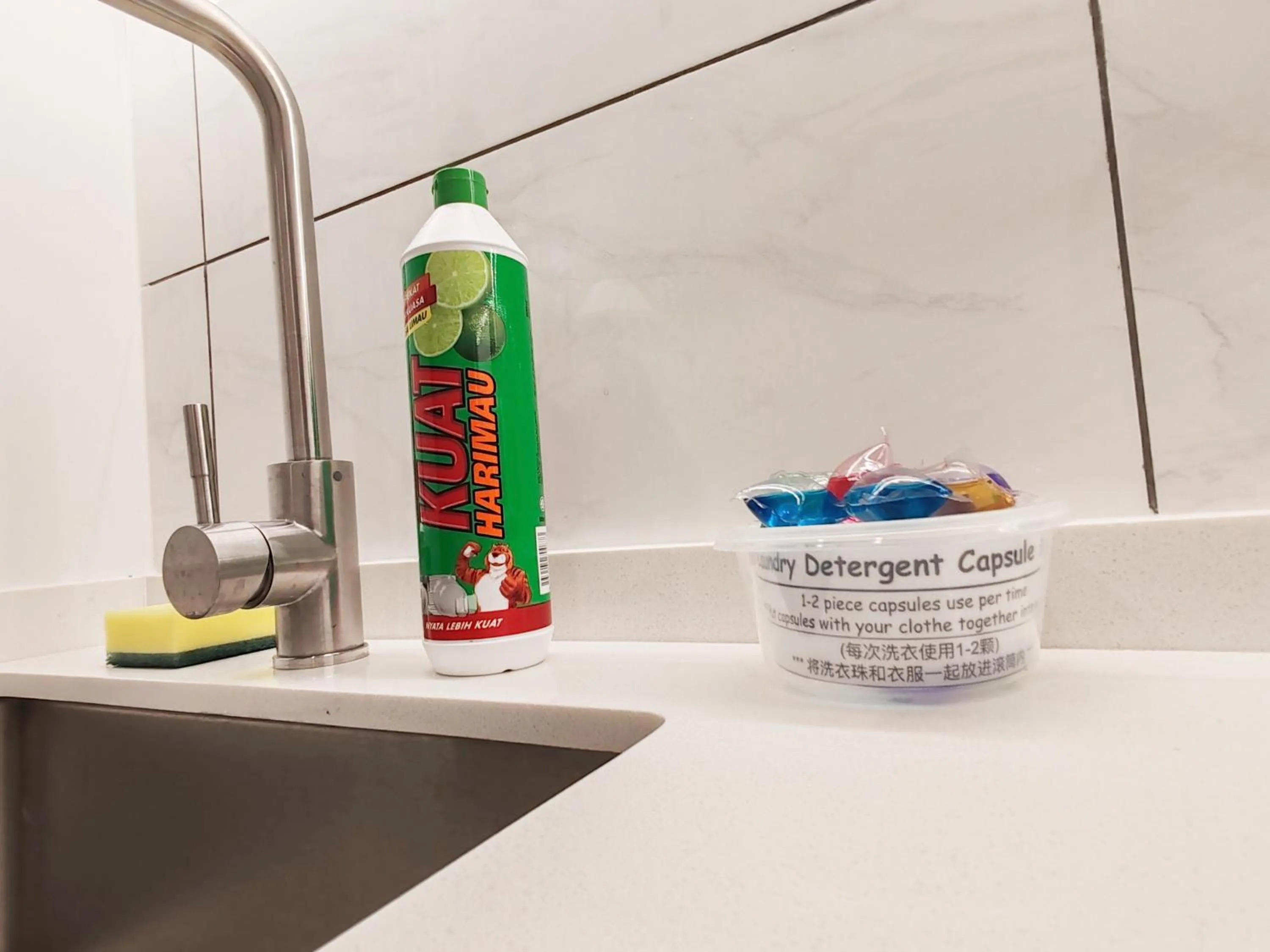 Kitchen or kitchenette in The Axon Bukit Bintang by SMOVF BNB