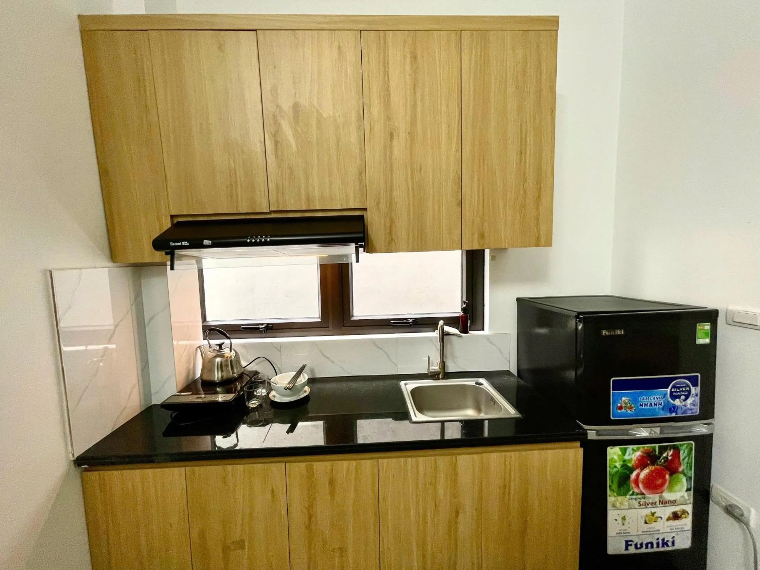 Era Apartment Khuc Thua Du