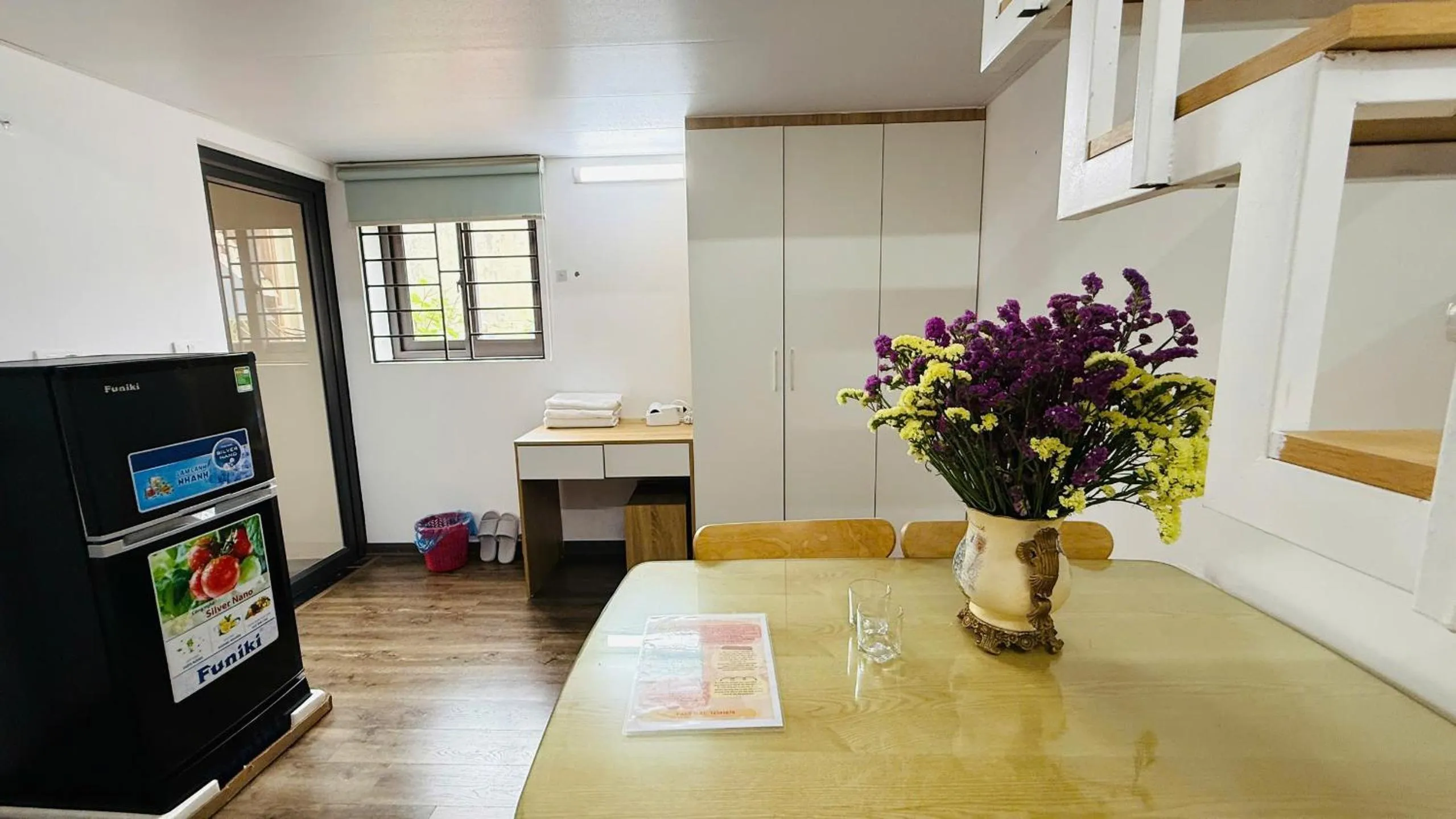 Era Apartment Khuc Thua Du