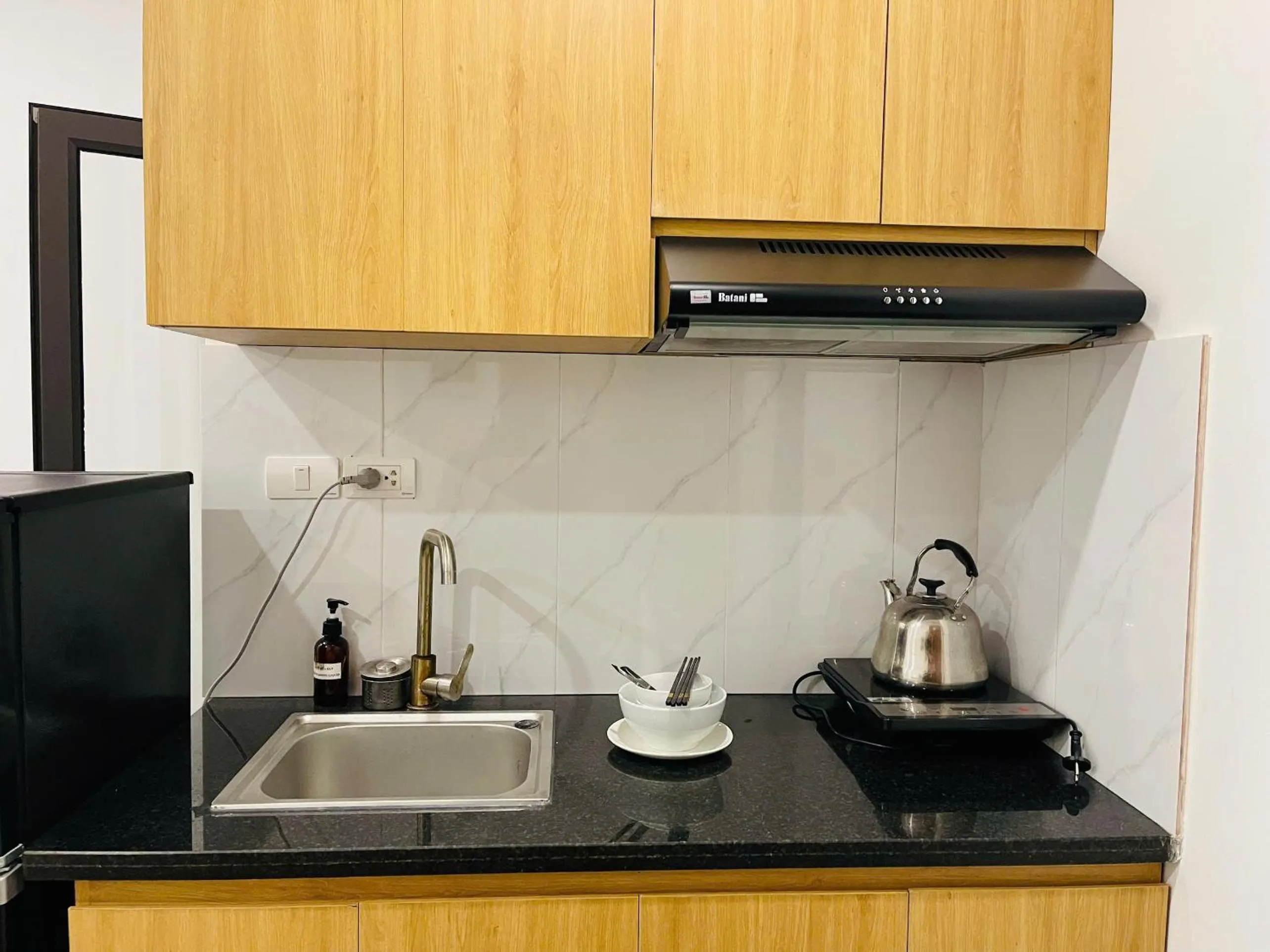 Era Apartment Khuc Thua Du