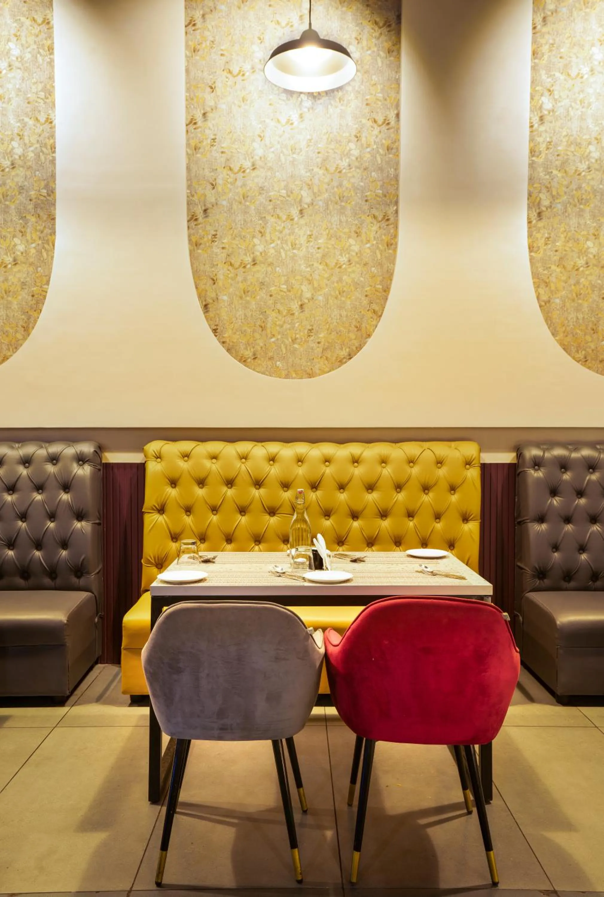 Restaurant/places to eat in Apartel by Aarin - Oragadam