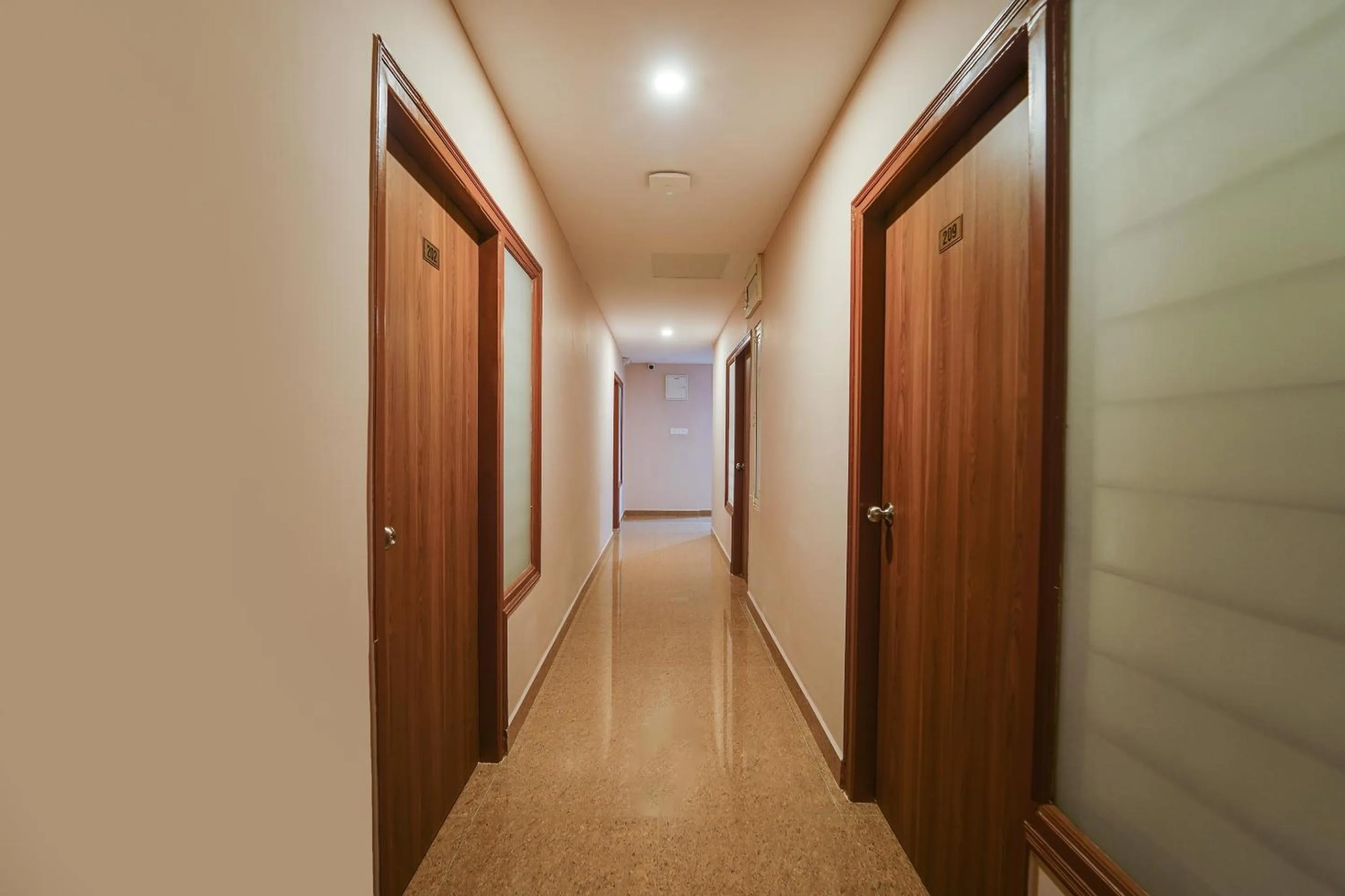 Lobby or reception in Super Townhouse Davis Let Bangalore