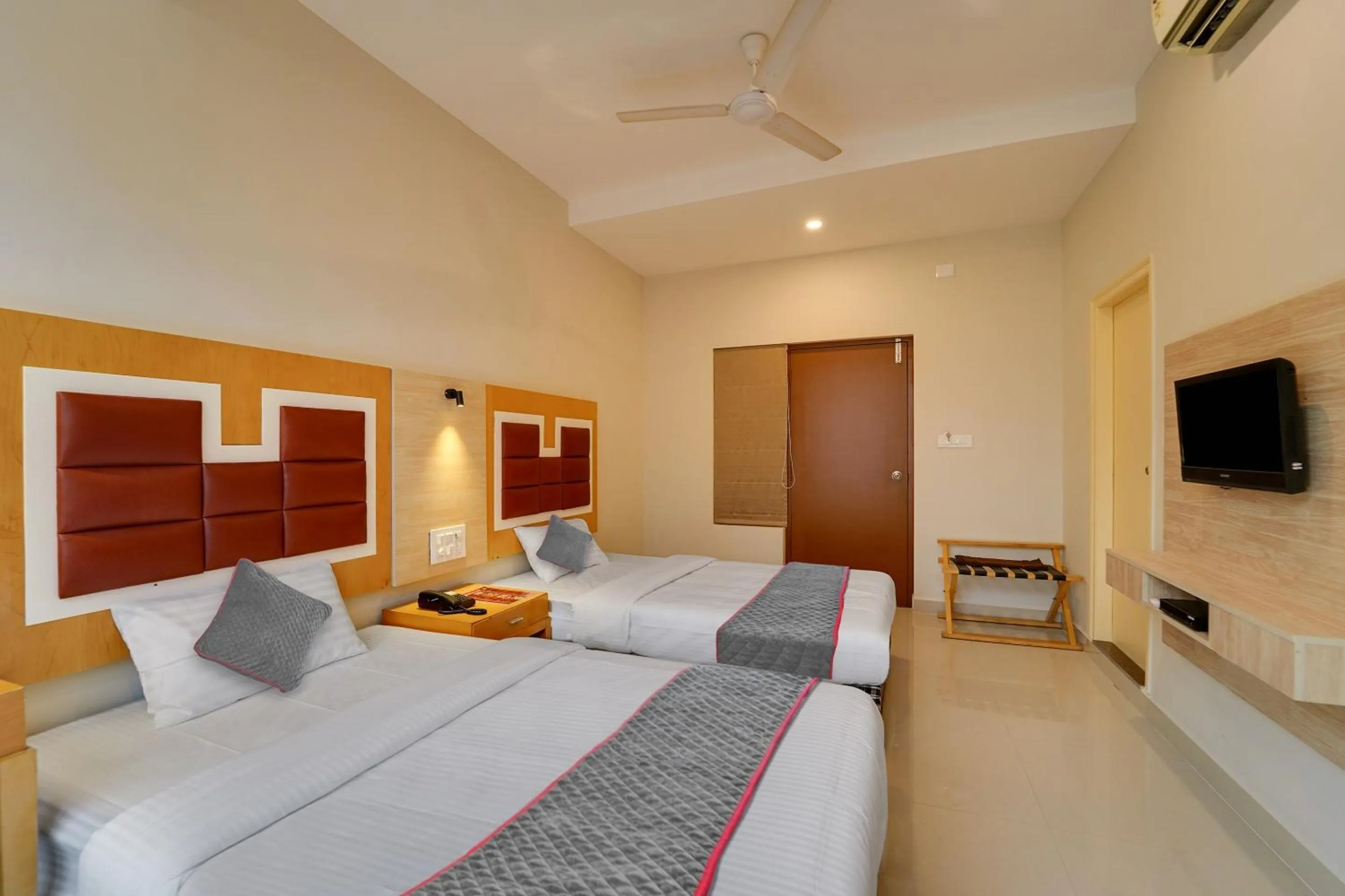 Bedroom, Bed in Super Townhouse Davis Let Bangalore