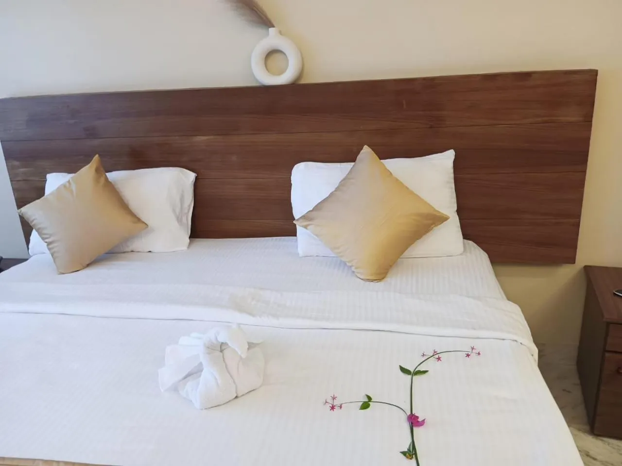 Bed in Liwa Tower Hotel & Business Center