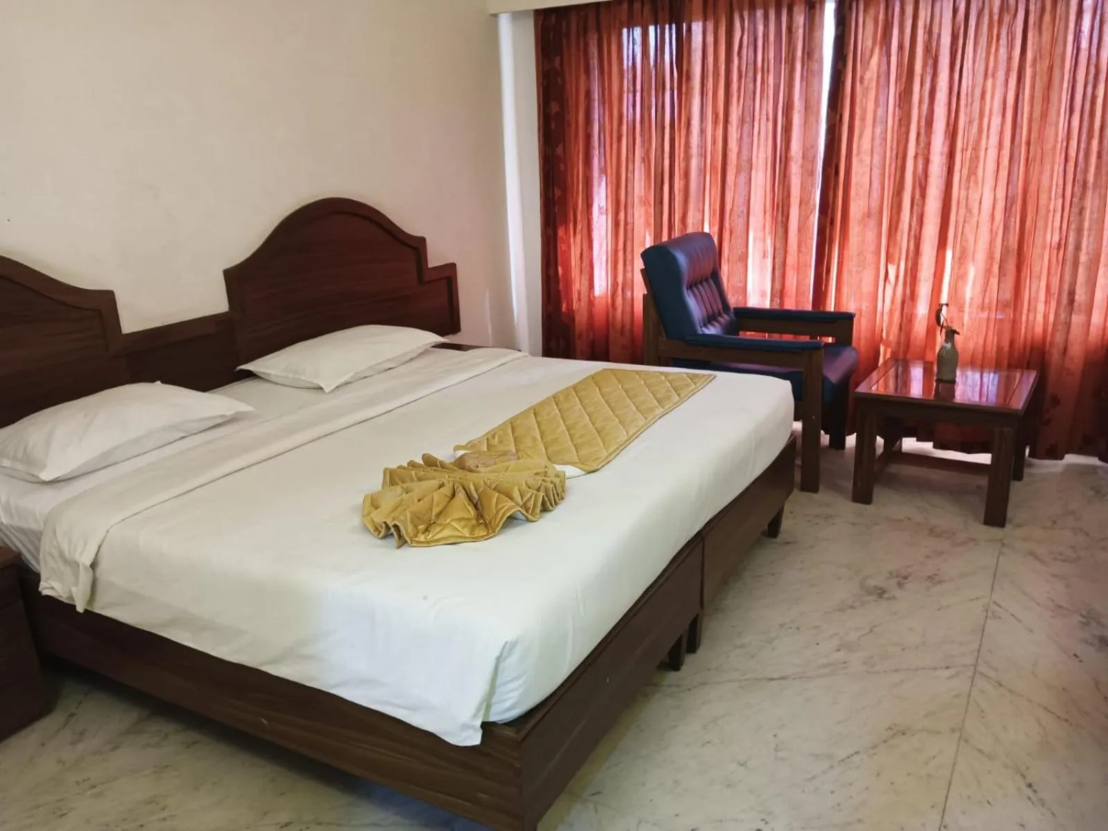 Bed in Liwa Tower Hotel & Business Center