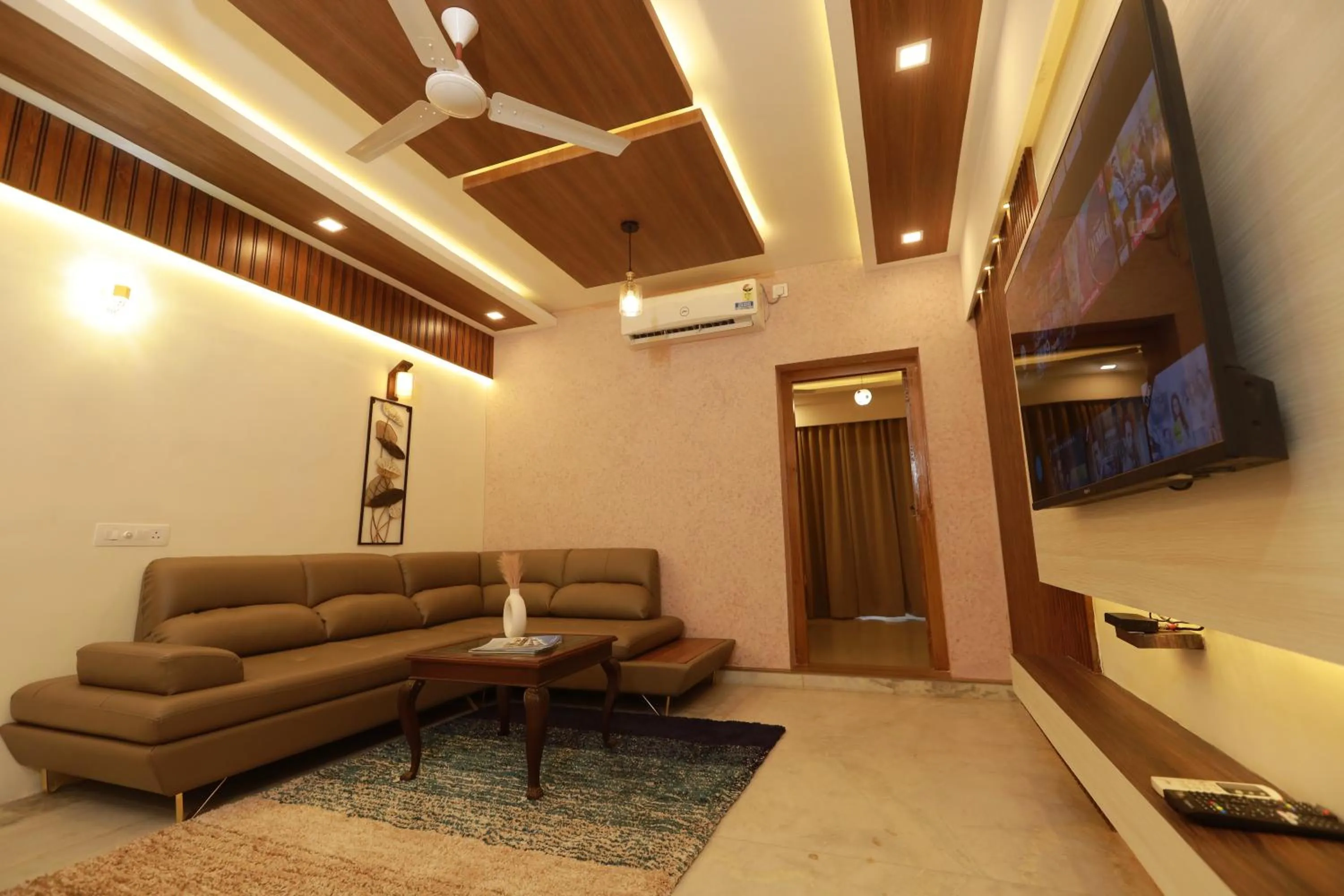 Liwa Tower Hotel & Business Center