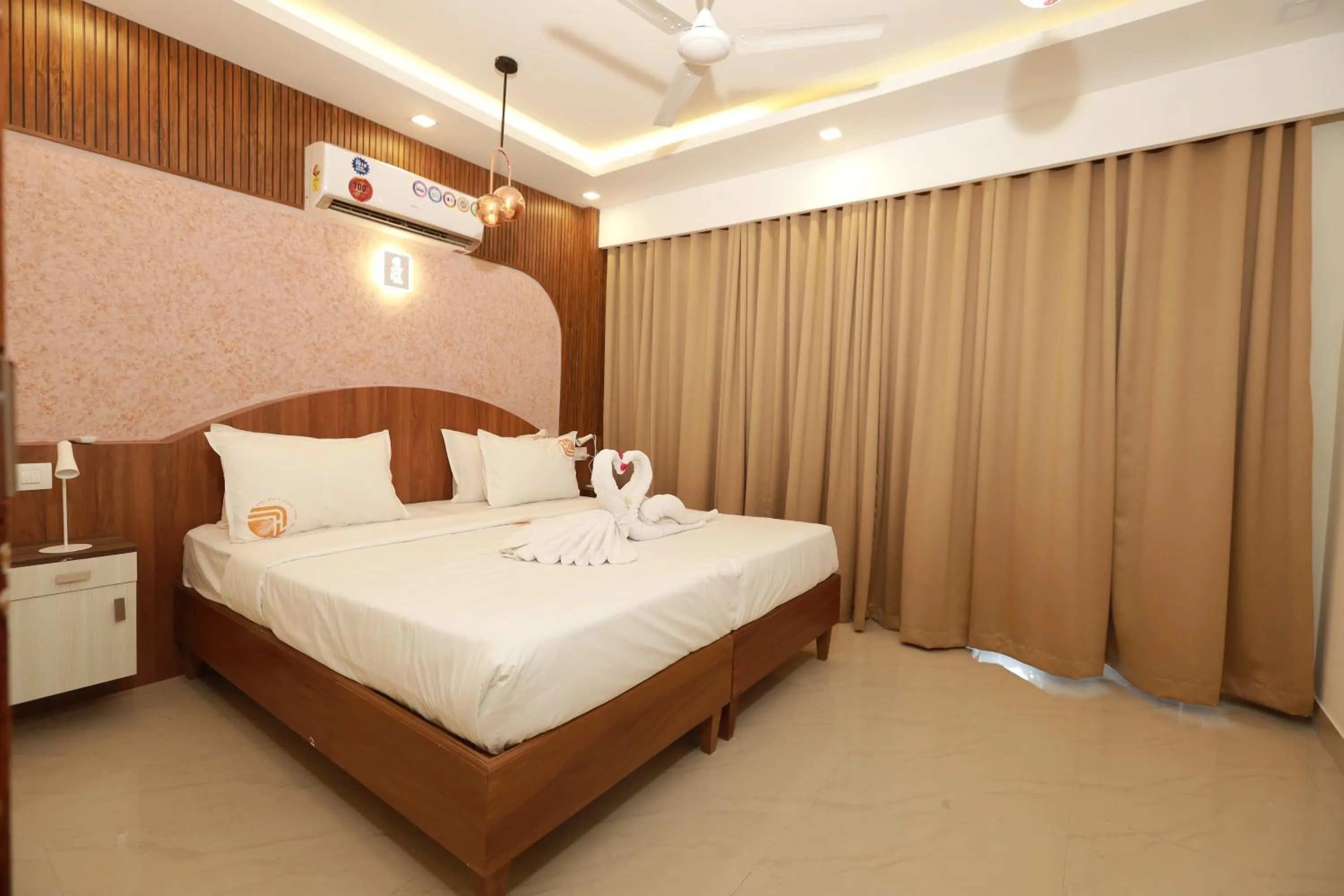 Bed in Liwa Tower Hotel & Business Center