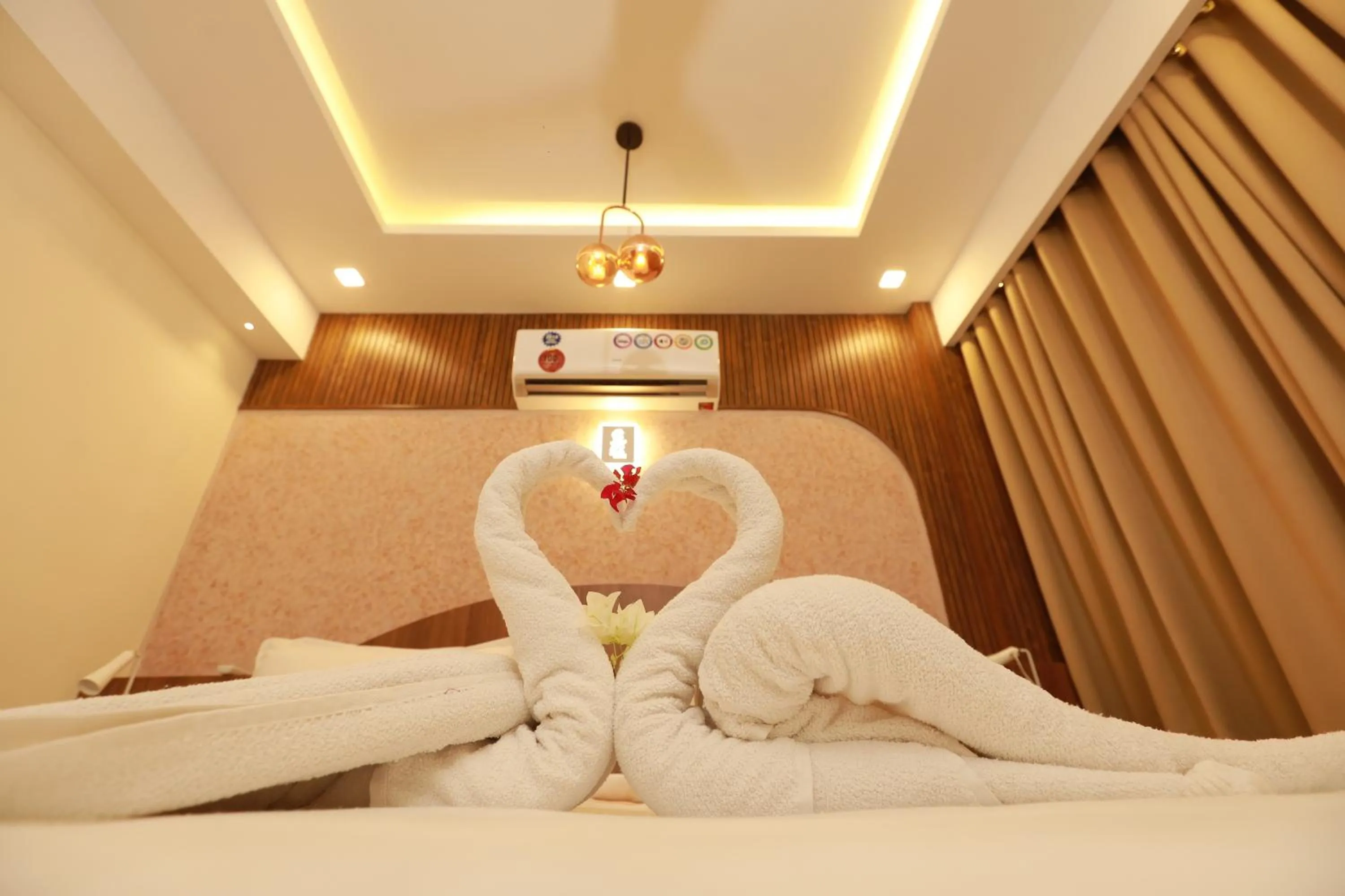 Bed in Liwa Tower Hotel & Business Center