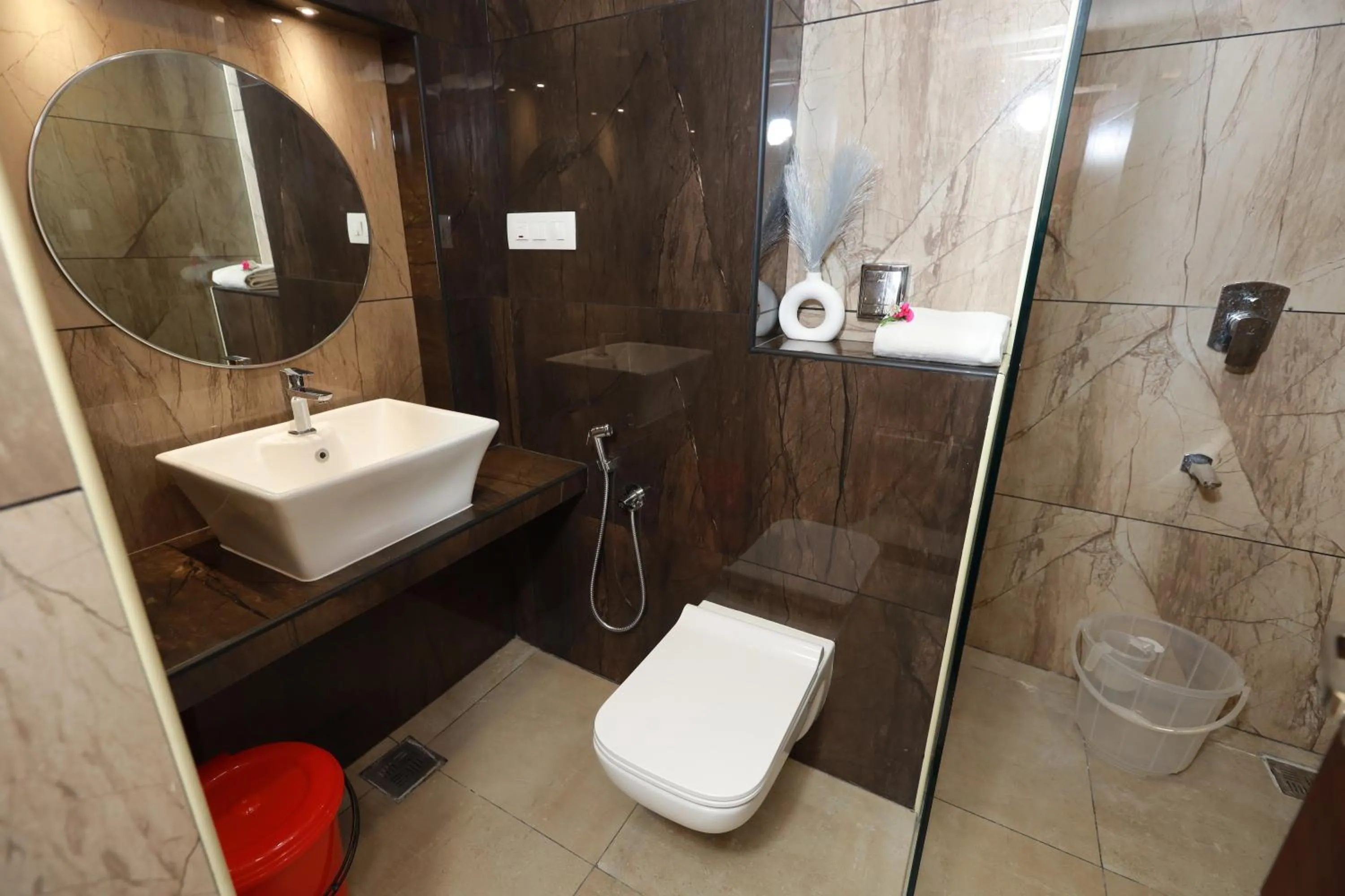 Liwa Tower Hotel & Business Center