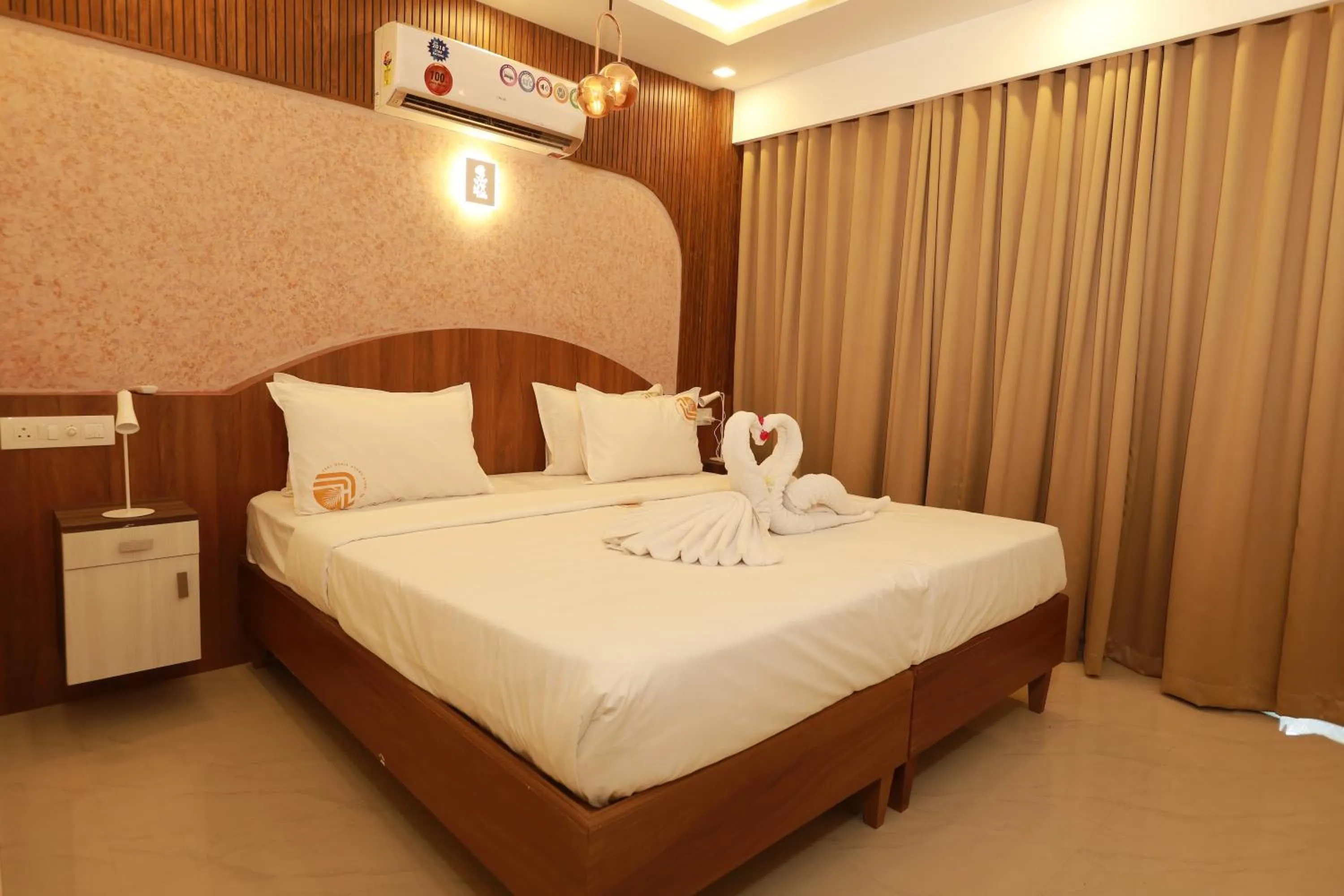 Bed in Liwa Tower Hotel & Business Center