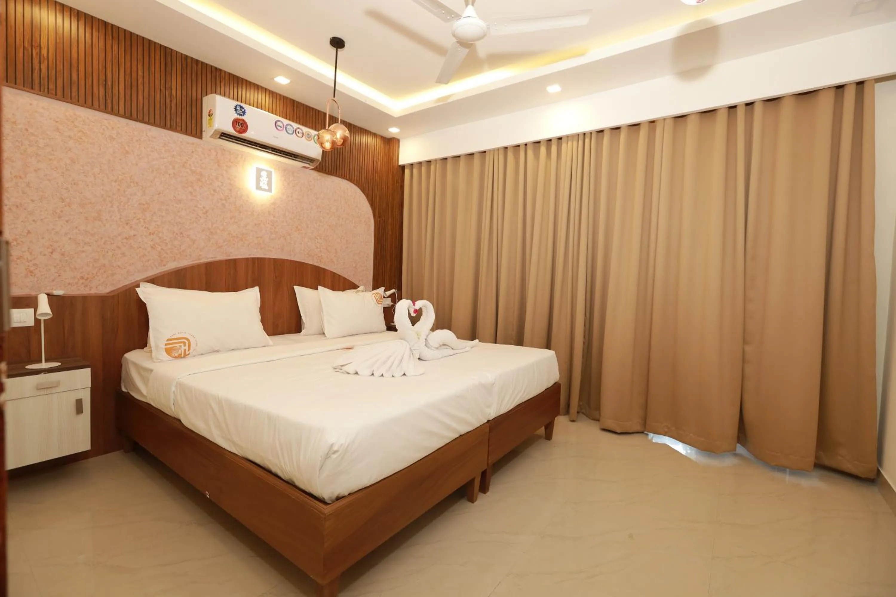 Bed in Liwa Tower Hotel & Business Center